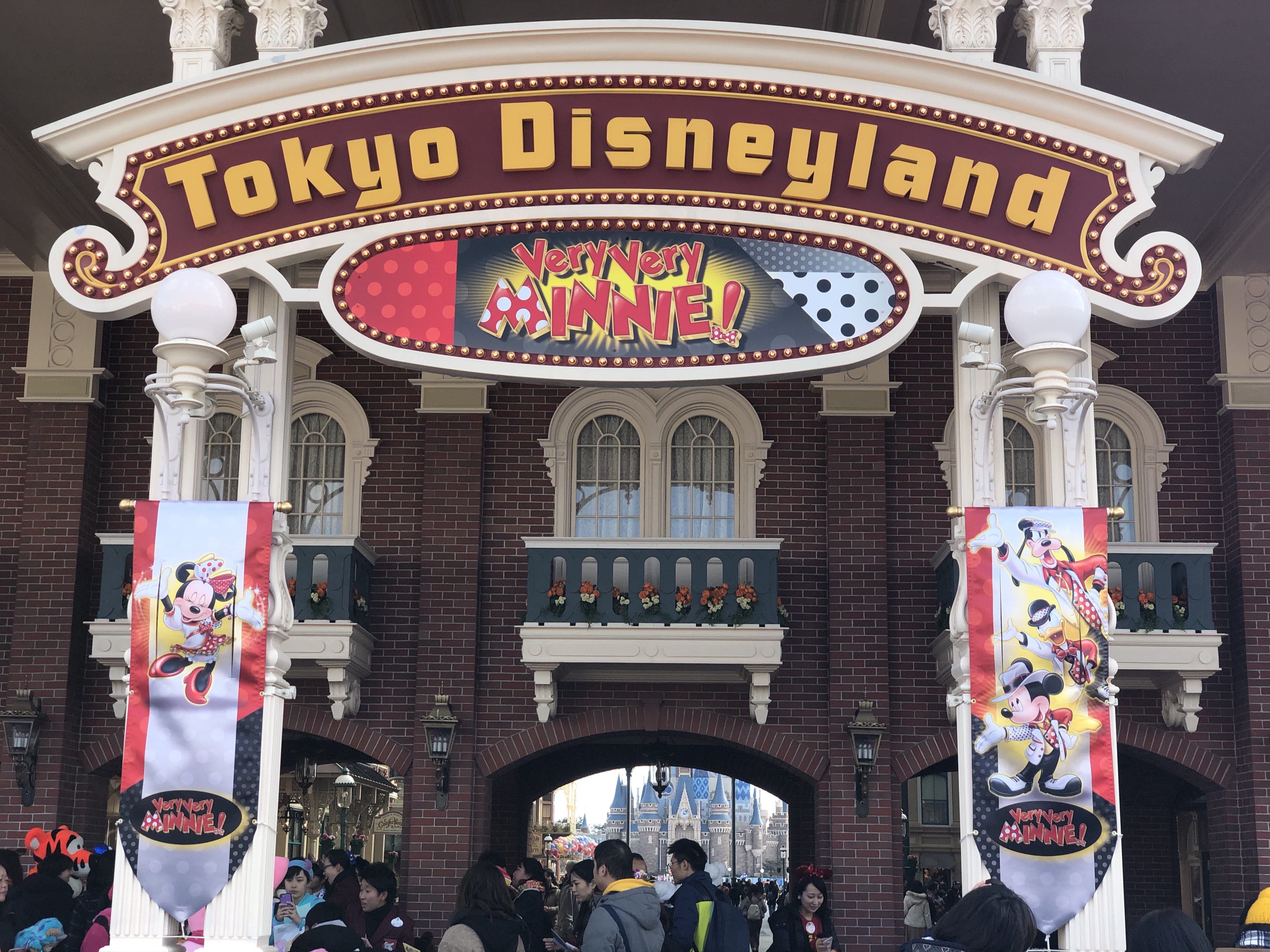 photo-report-tokyo-disneyland-1-22-20-country-bear-jamboree-returns