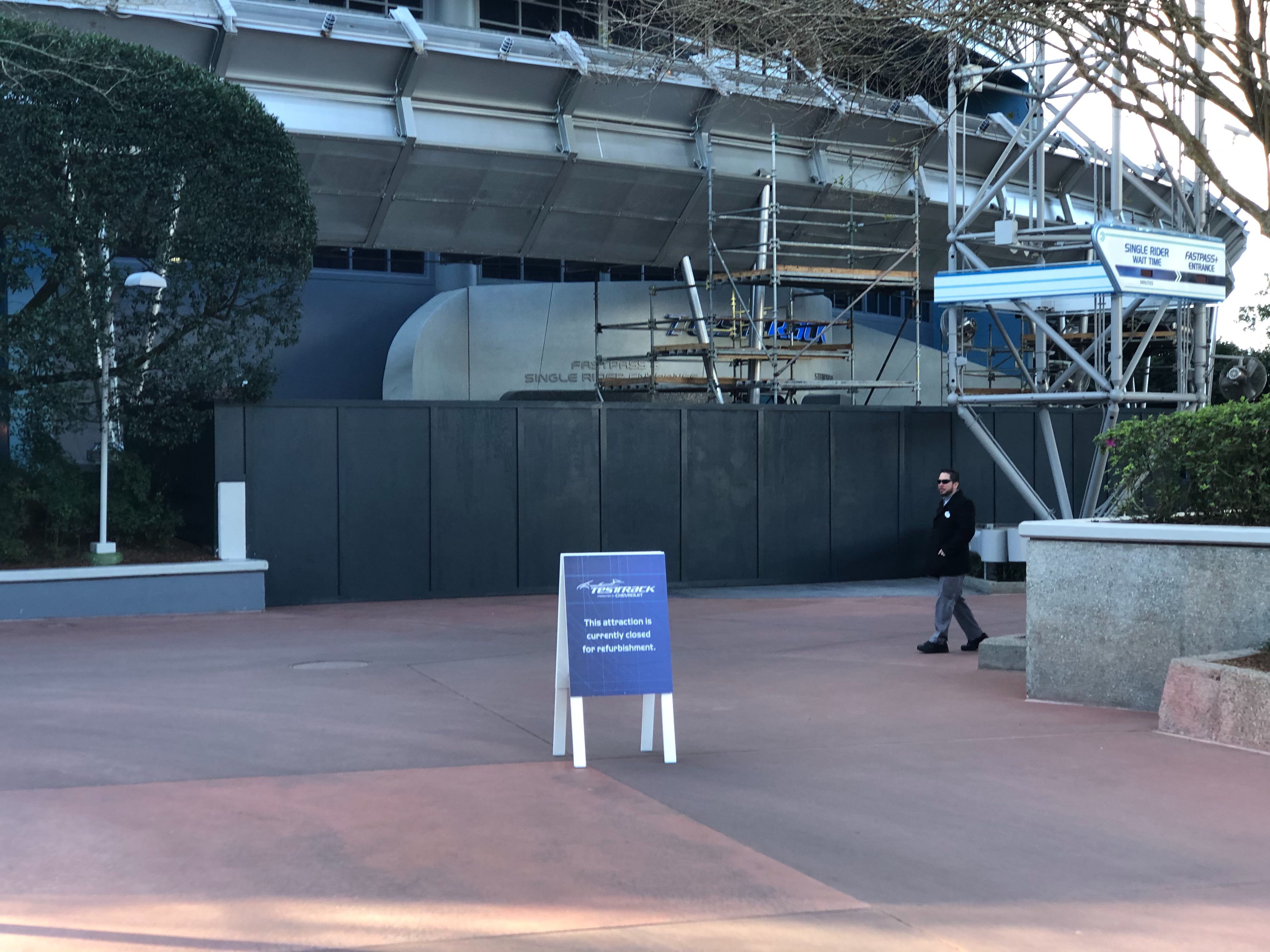 PHOTOS More Construction Walls Installed Around Test Track as