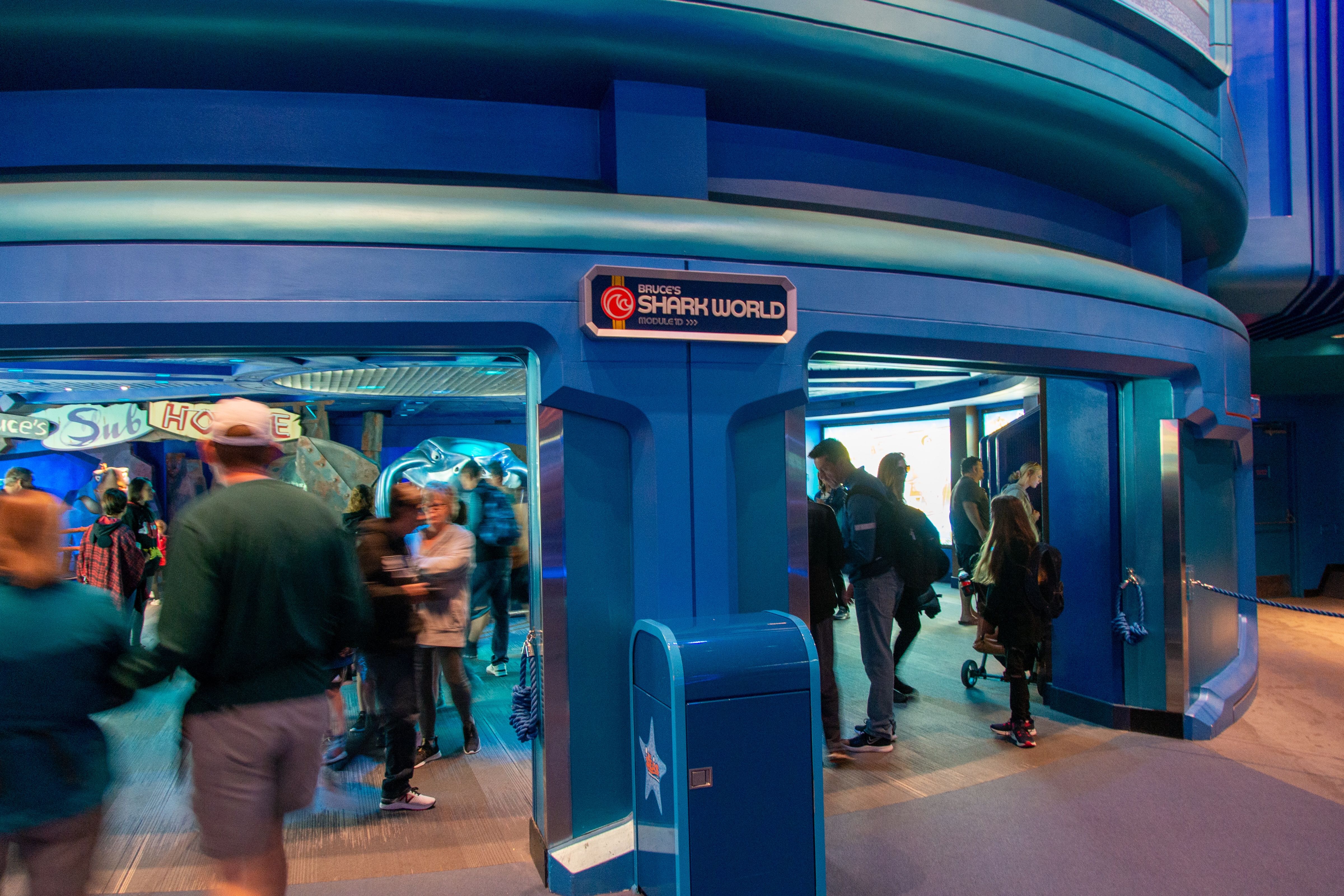 PHOTOS: New Sea Life Signage Installed Inside The Seas with Nemo ...