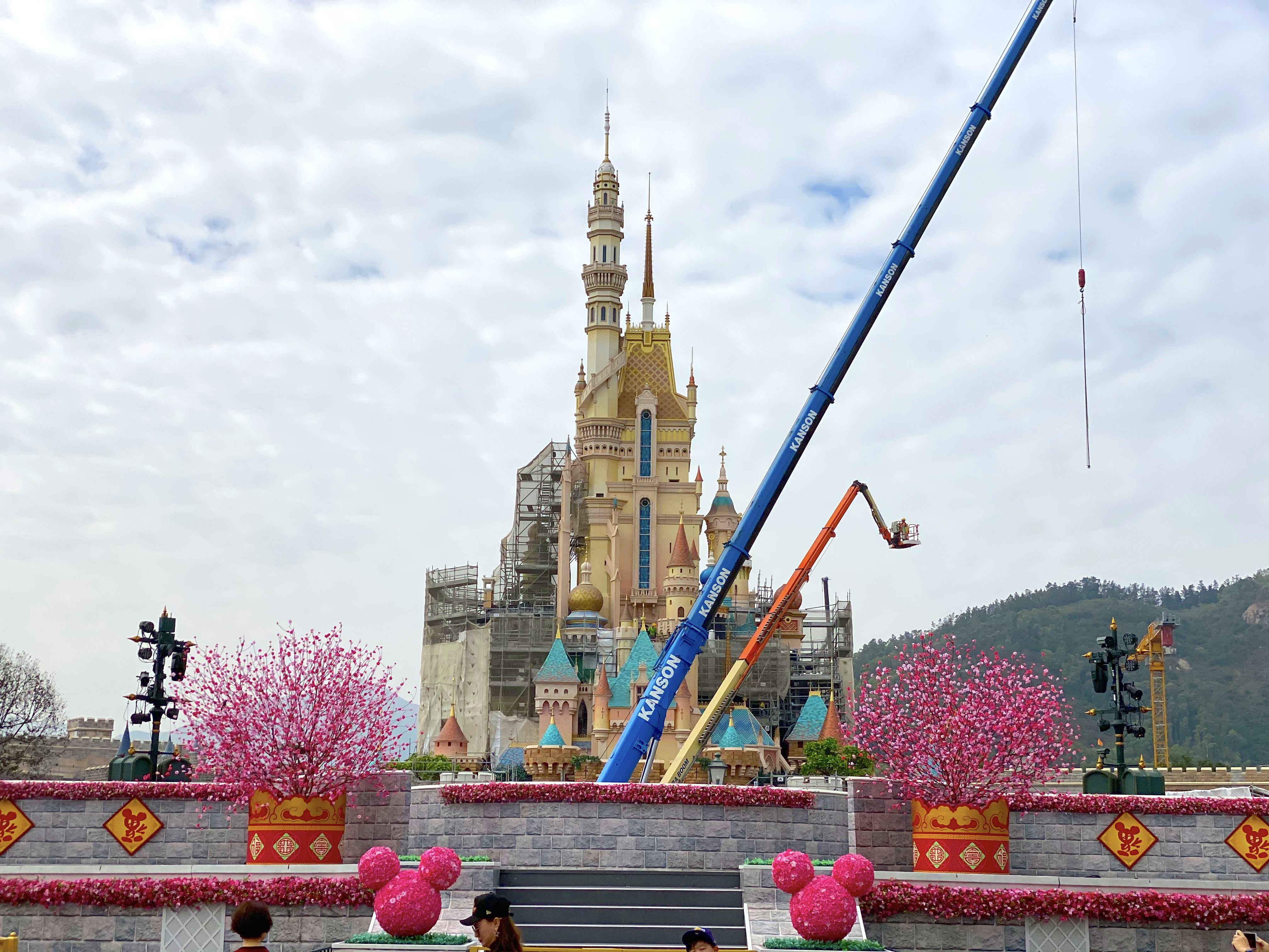 hong kong disneyland