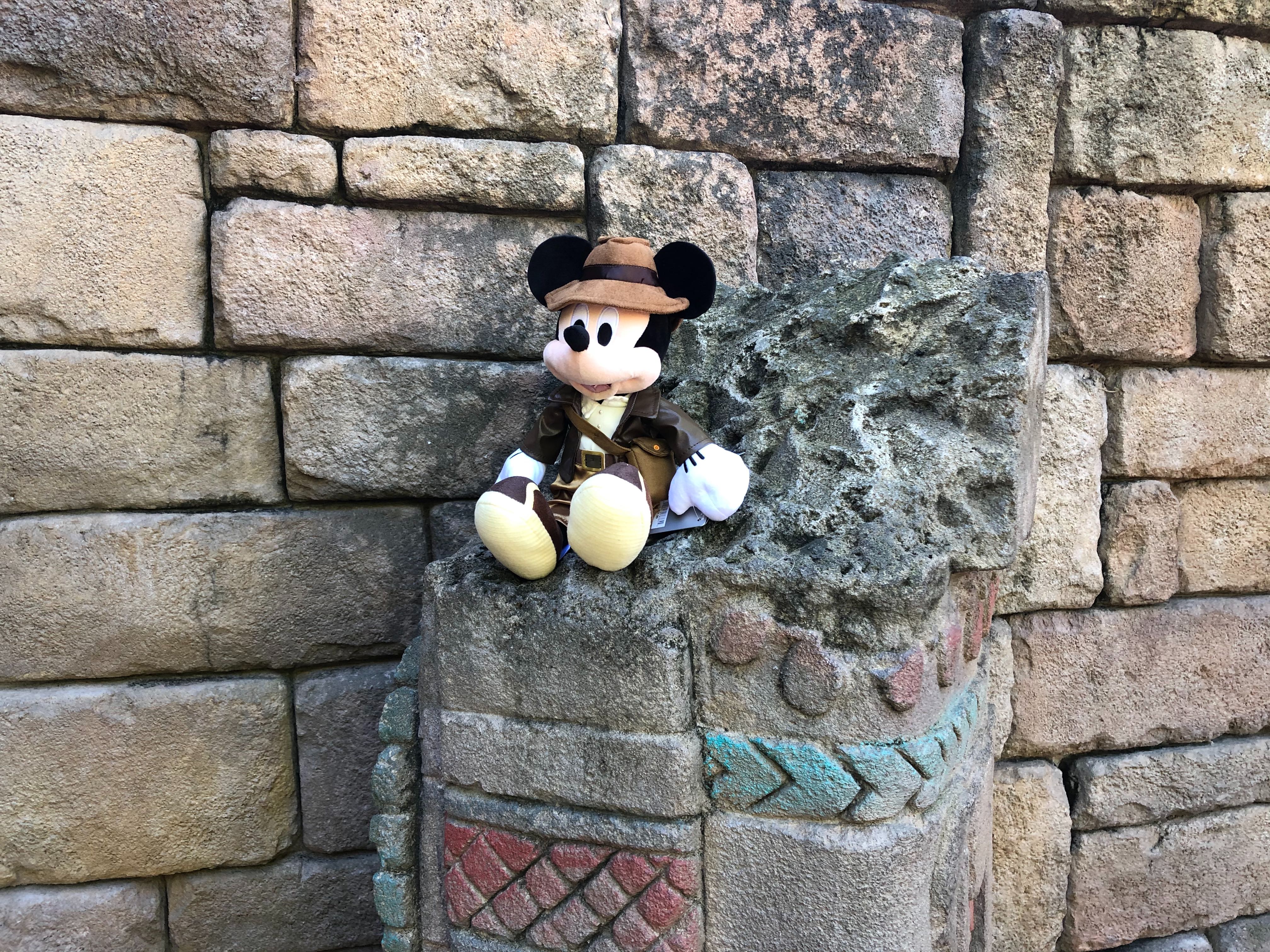 mickey mouse indiana jones statue