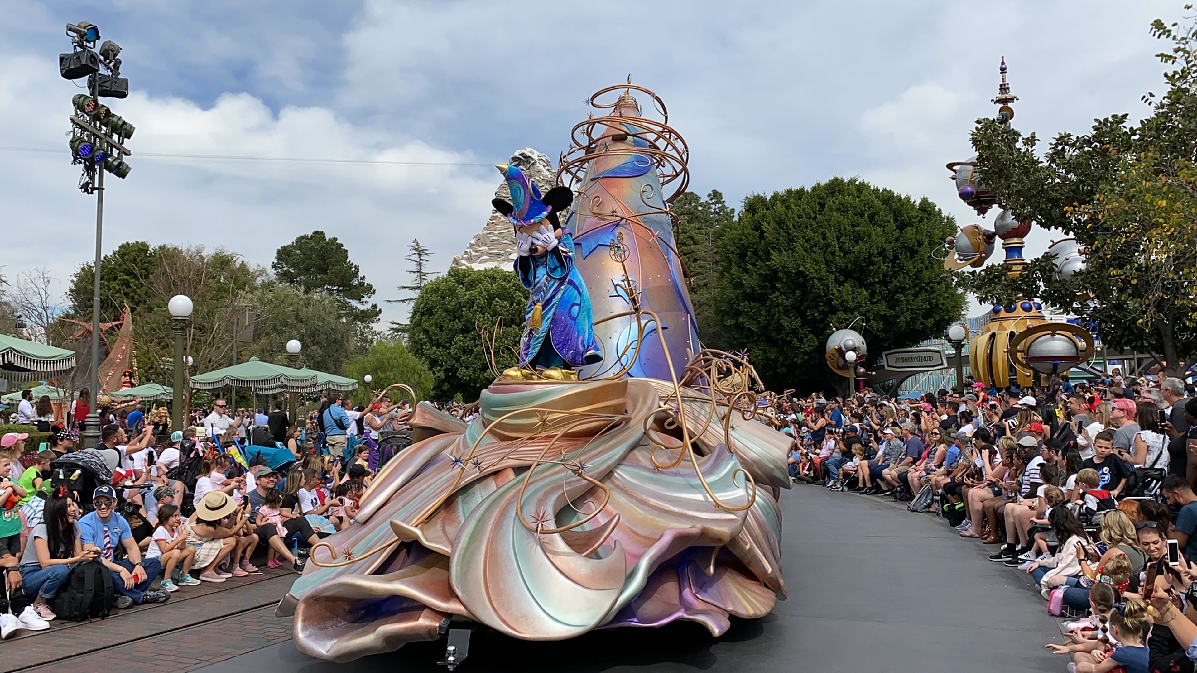 PHOTOS, VIDEO: New "Magic Happens" Parade Debuts At Disneyland - WDW ...