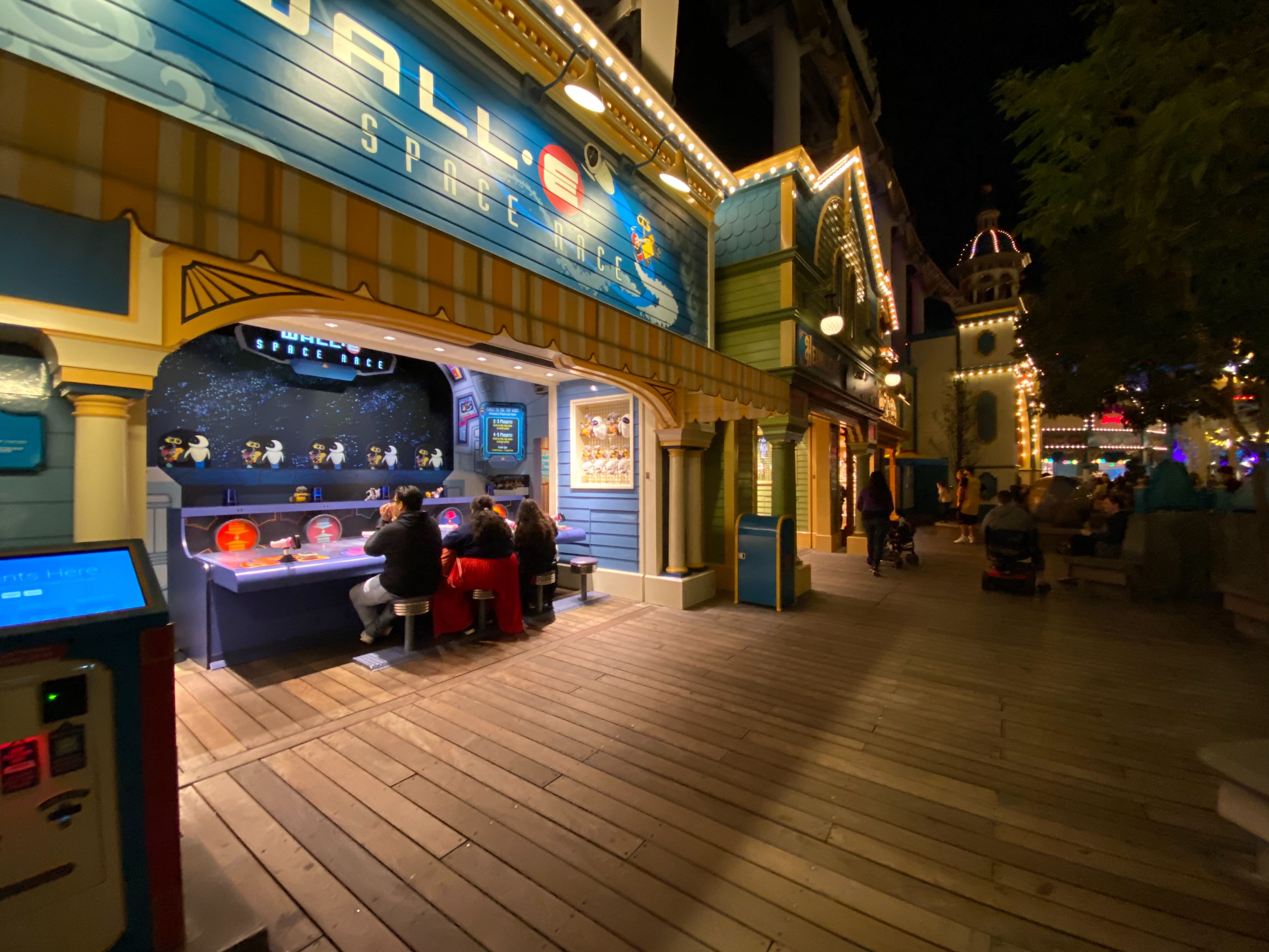 PHOTOS: New Character-Based Games Play Cards Premiere at Pixar Pier in ...