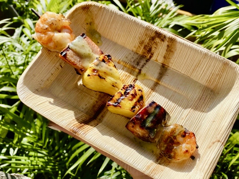 REVIEW New Shrimp, Ham, and Pineapple Specialty Skewer with Piña Colada Sauce is Wildly Tasty