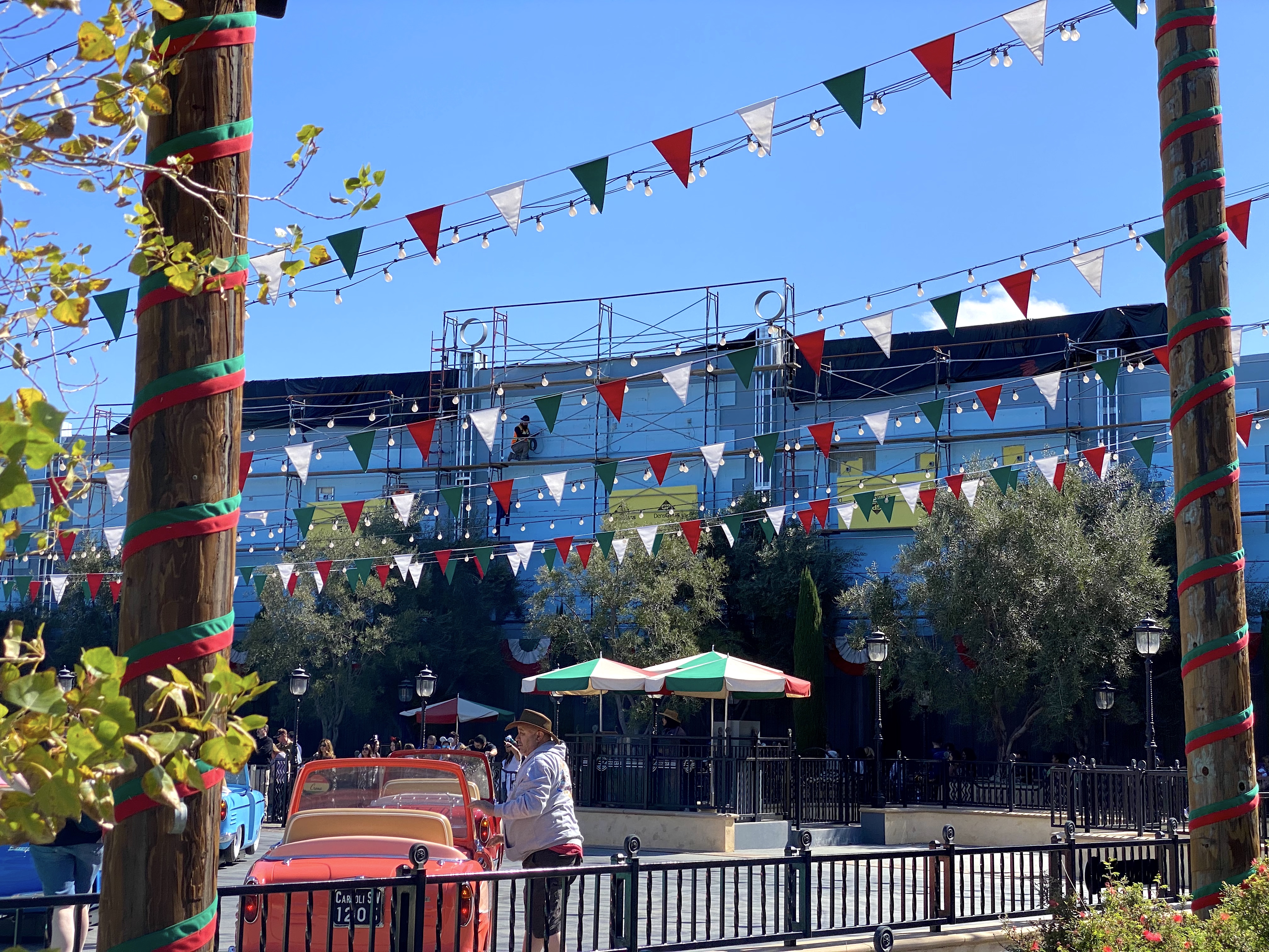 Download PHOTOS: Giant Luigi's Casa Della Tires Facade Being Used to Hide New Backstage Building in Cars ...