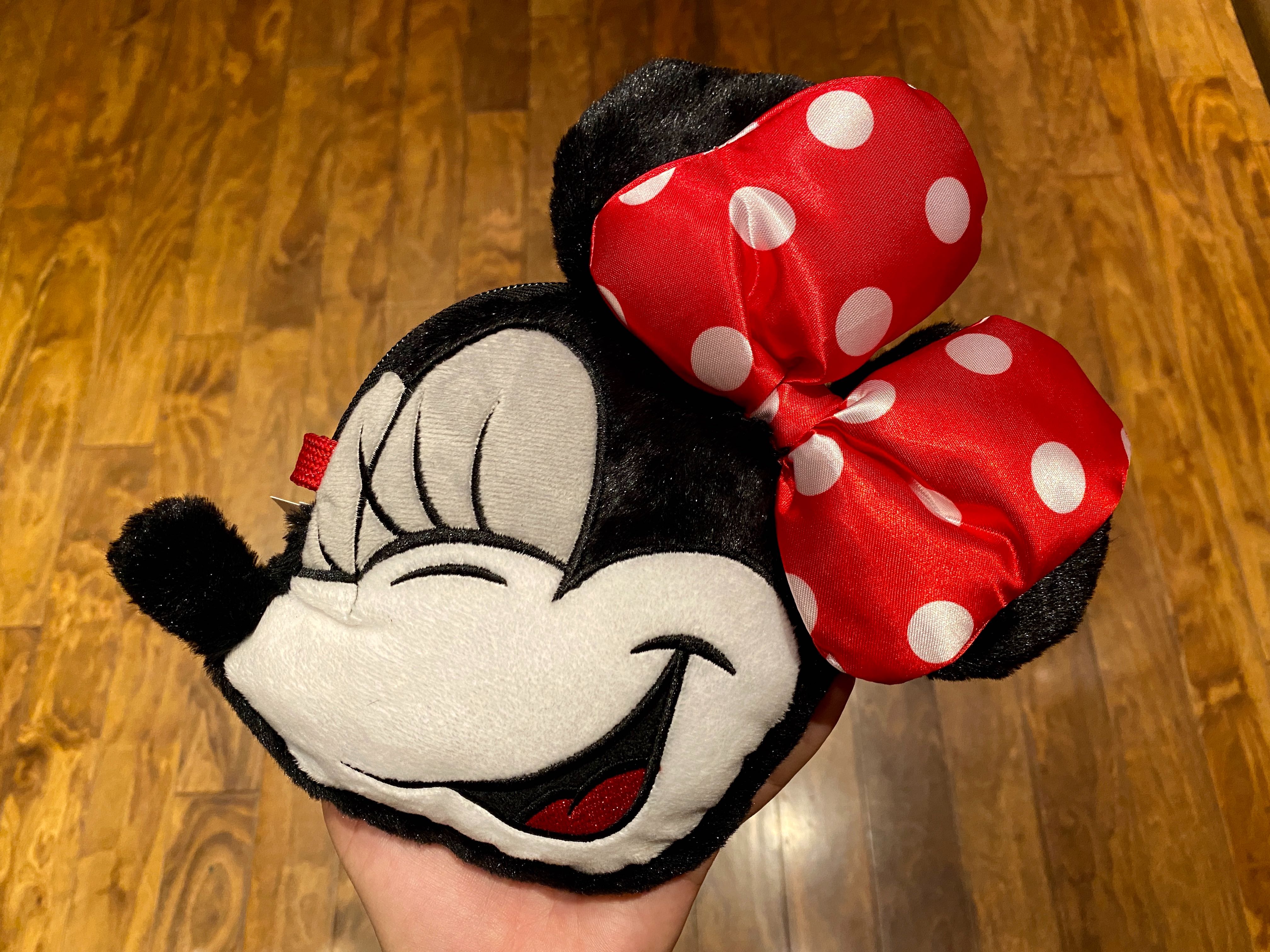 PHOTOS: Snuggle Up With These NEW Mickey & Minnie Mouse Plush Purses at  Walt Disney World - Disneyland News Today