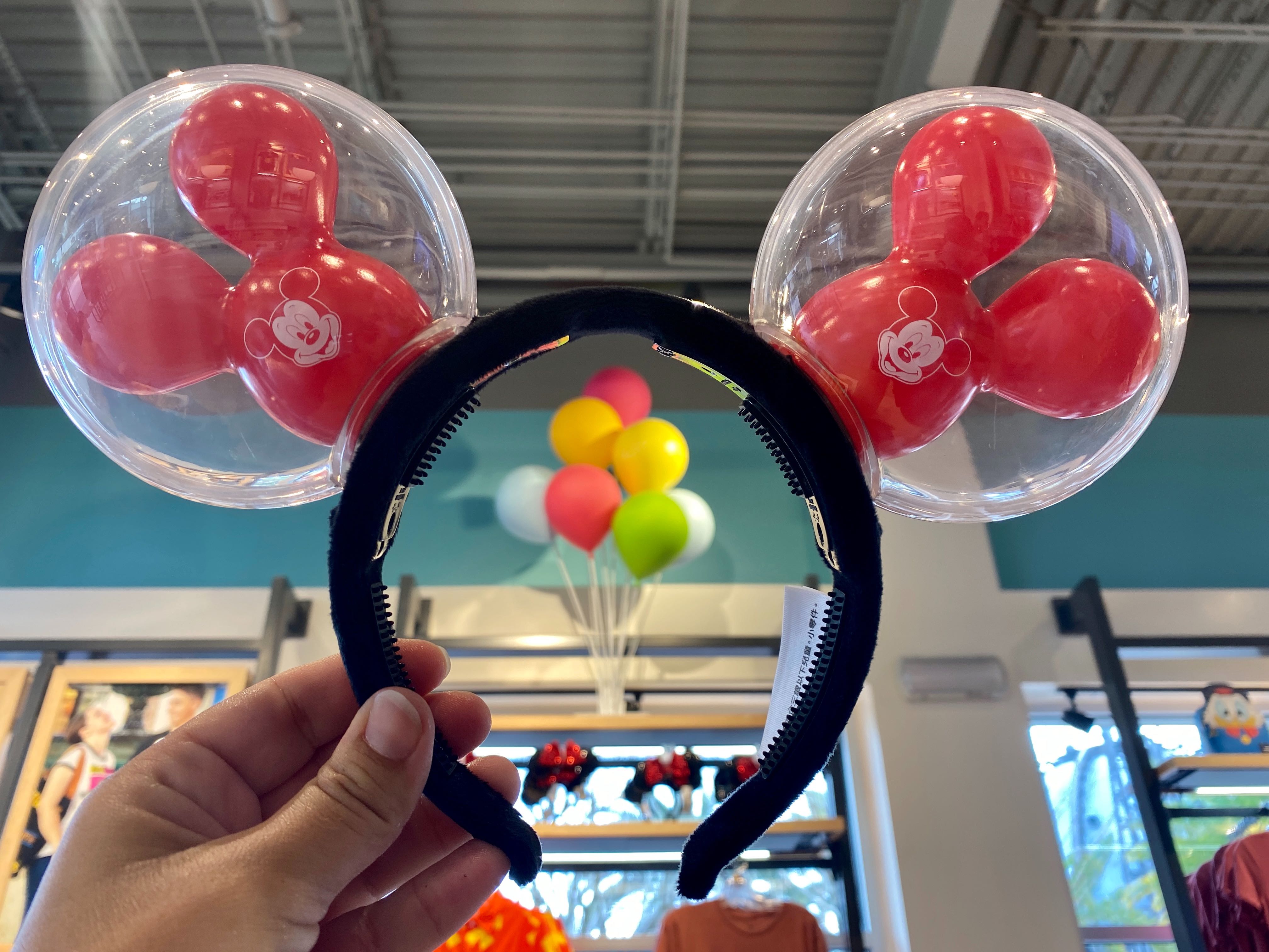 PHOTOS New LightUp Mickey Balloon Ear Headband Finally