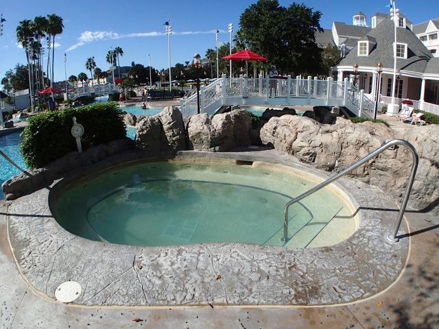 Yacht and Beach Club Hot Tub