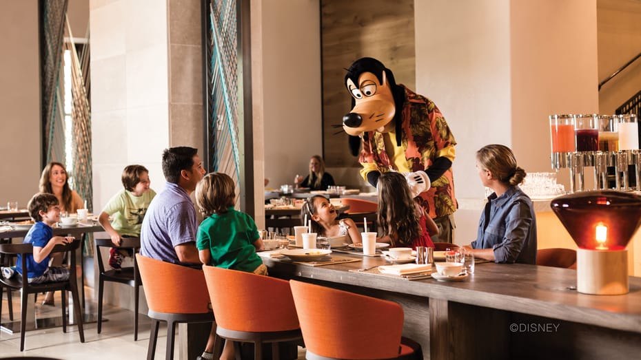 Good Morning Breakfast with Goofy & His Pals Returns to Ravello at ...