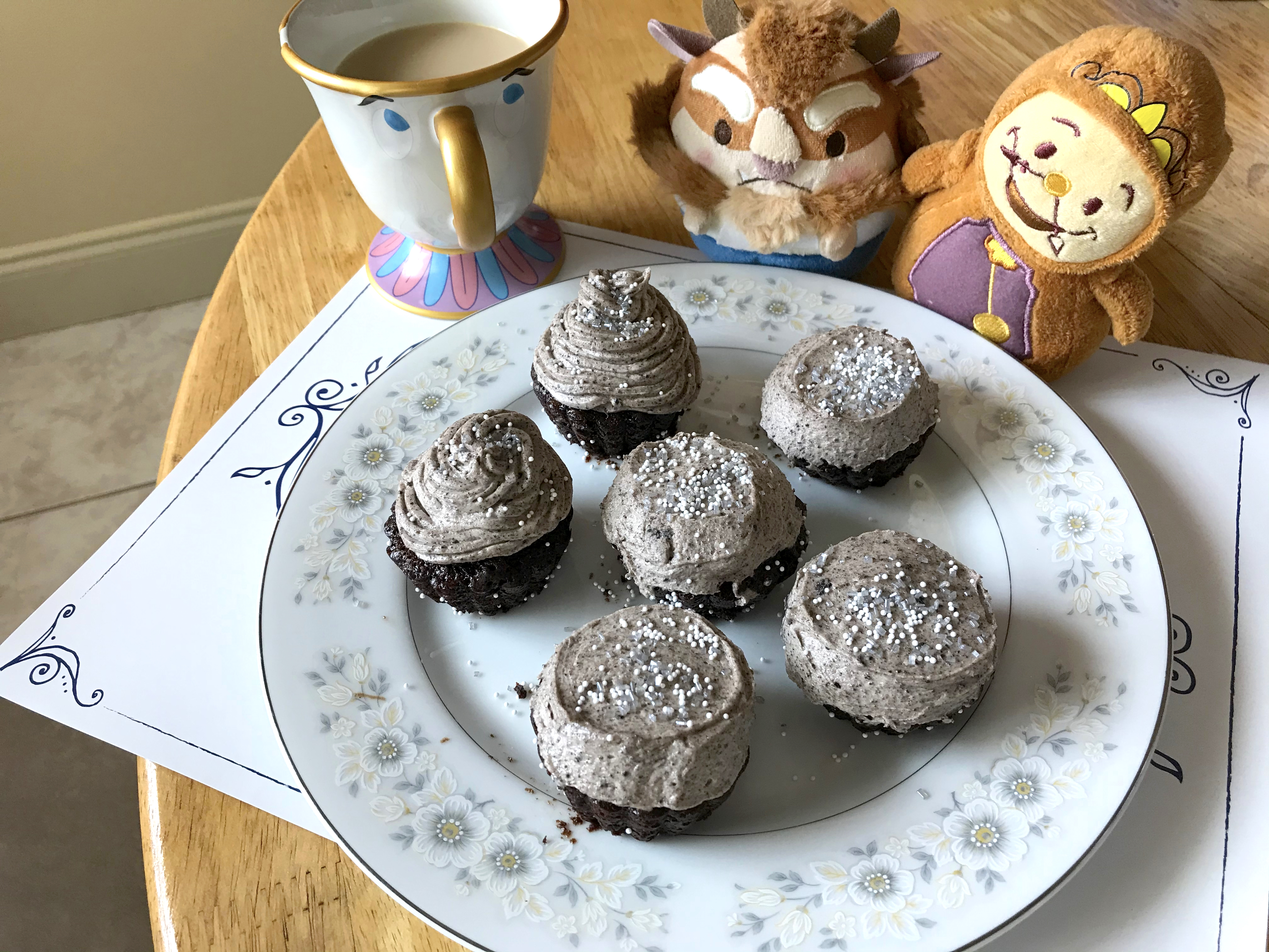 How to Make Disney Cupcakes Like a Pastry Chef - Brit + Co