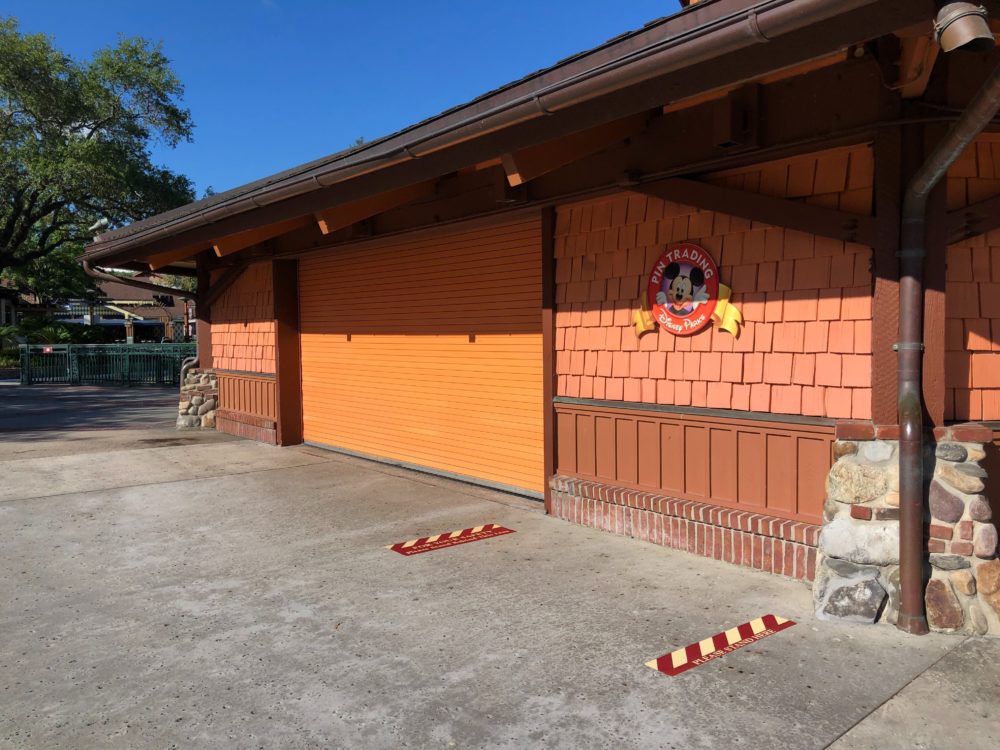 Disney Springs 5 20 20 pin store entrance