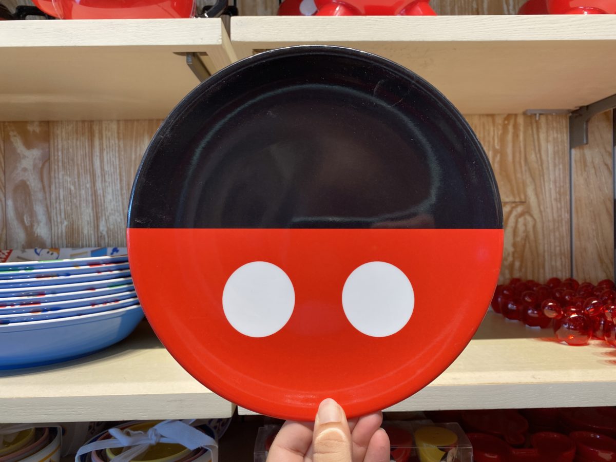 Mickey plate