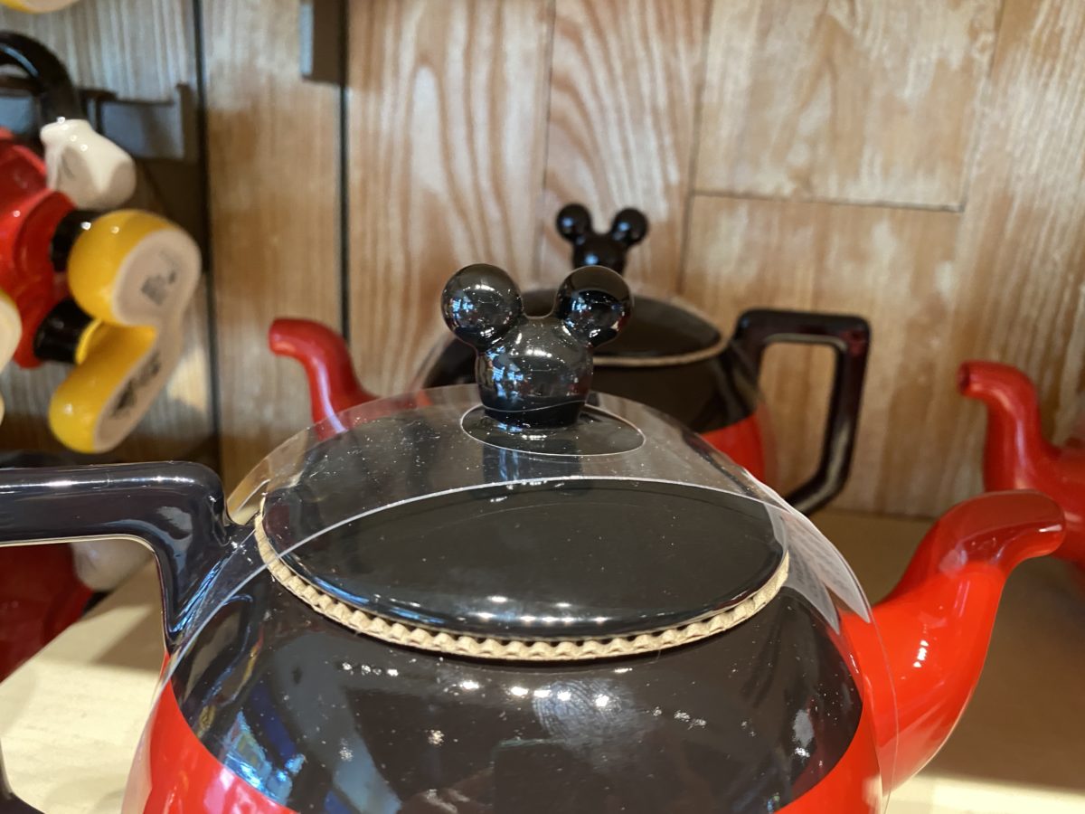 Teapot lid