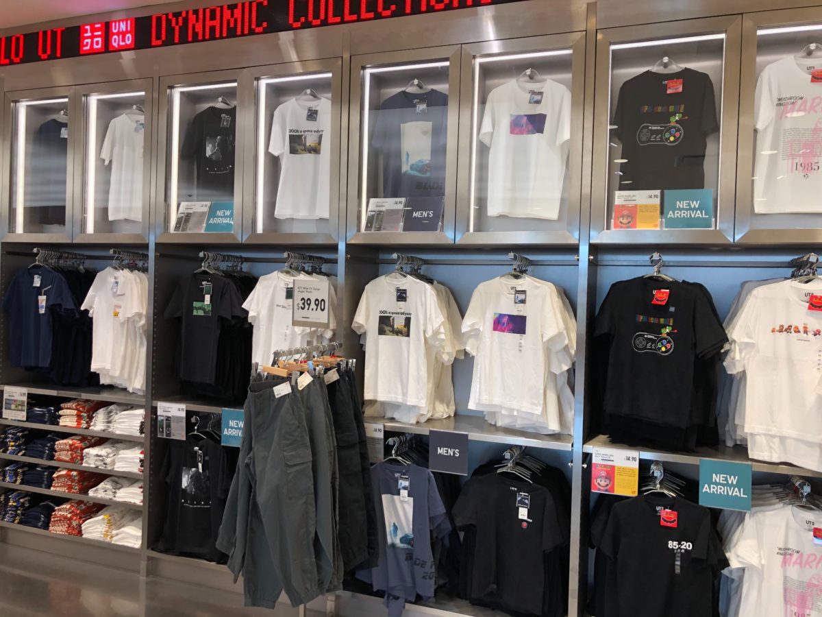 Photos Uniqlo Debuts New Sci Fi Movie T Shirts Featuring Alien And 01 A Space Odyssey At Disney Springs Wdw News Today