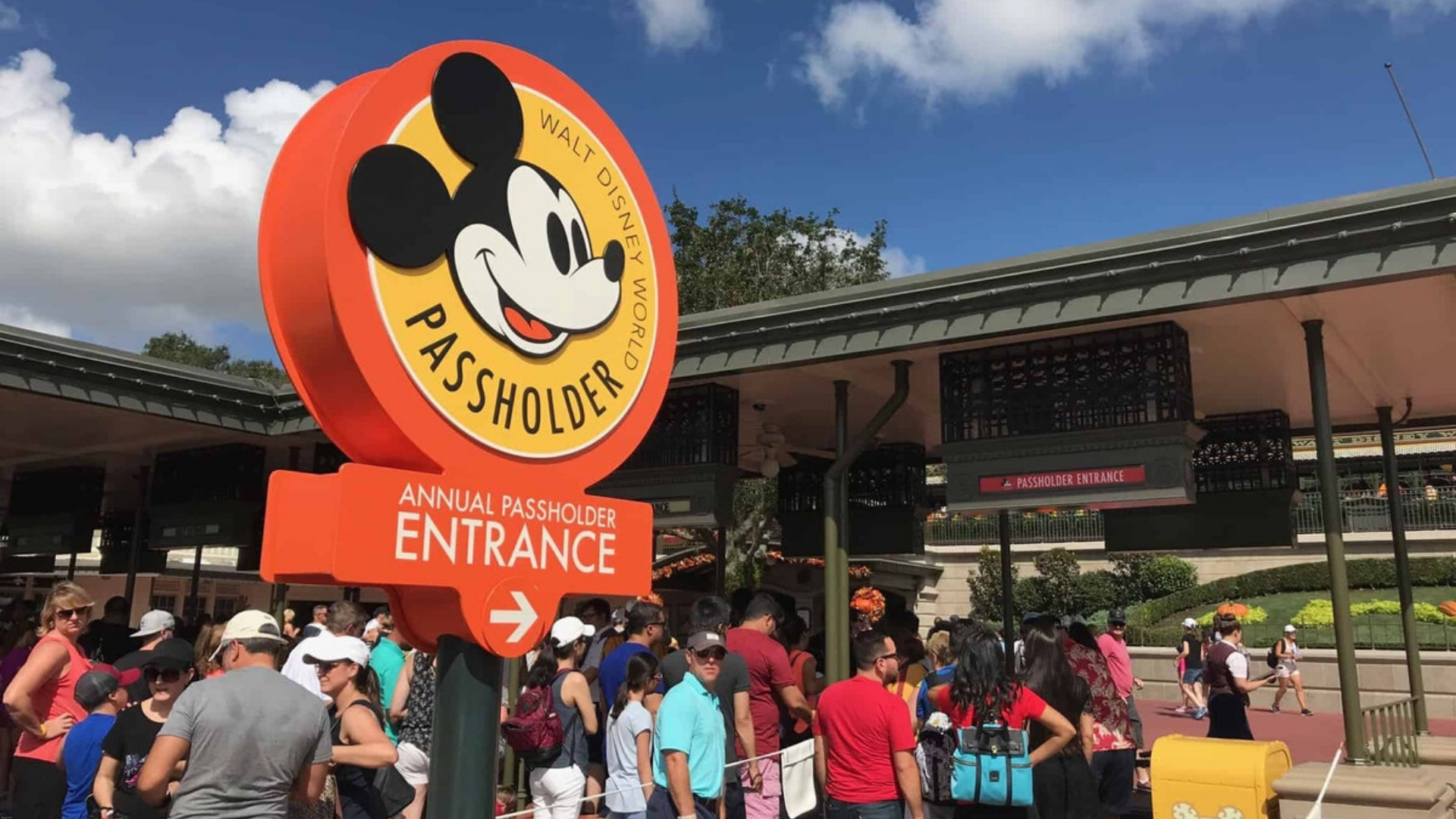 Walt Disney World Releases Official Statement Regarding Monthly Annual Passholder Payment Errors - wdwnt.com