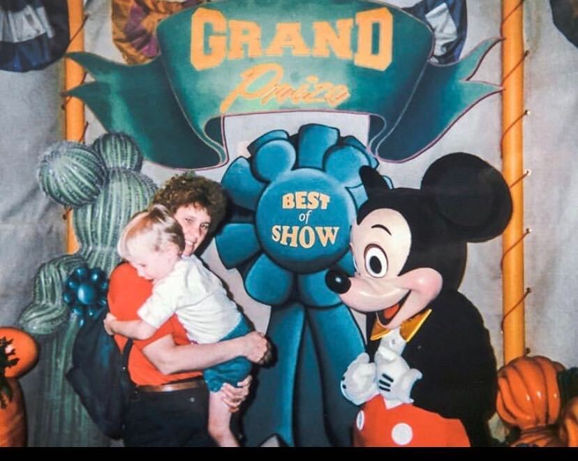 awkwarddisneyphoto1