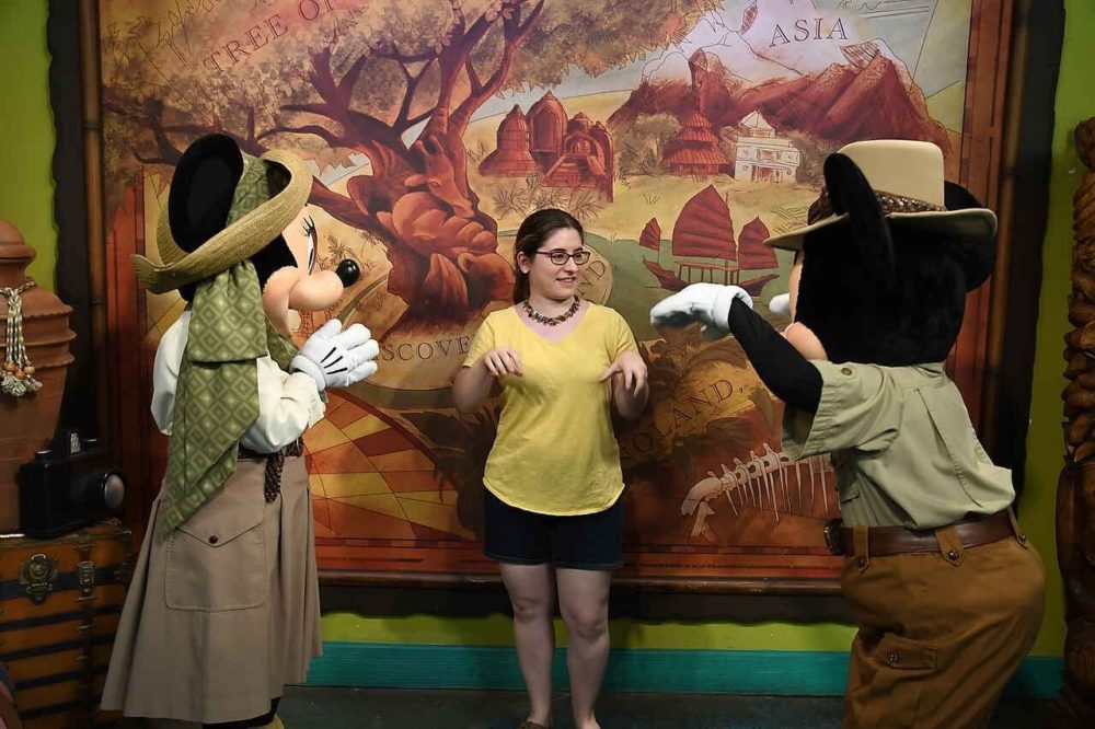 awkwarddisneyphoto3