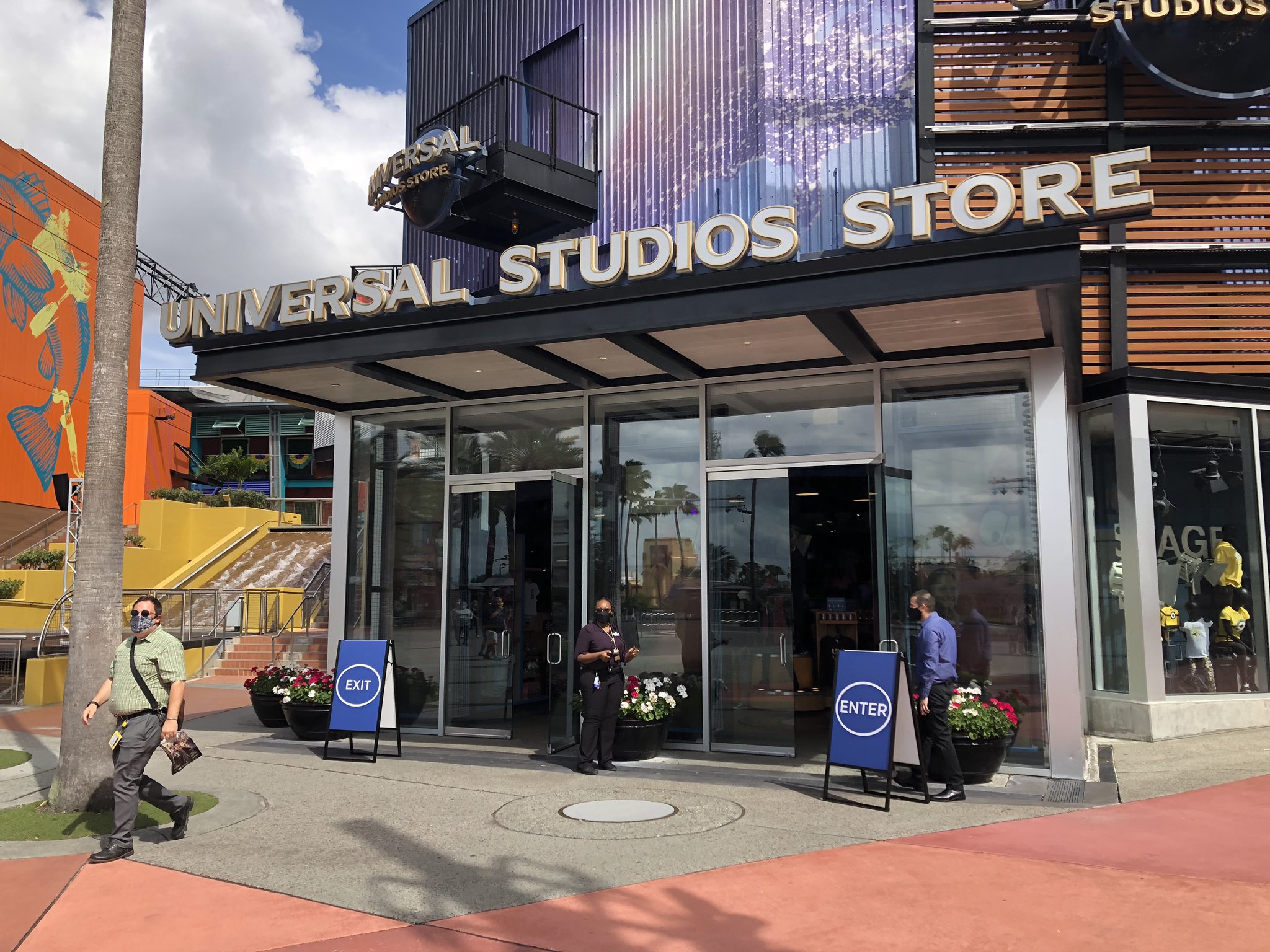 citywalk universal orlando reopening covid 19 temperature checks social distancing may 14 26