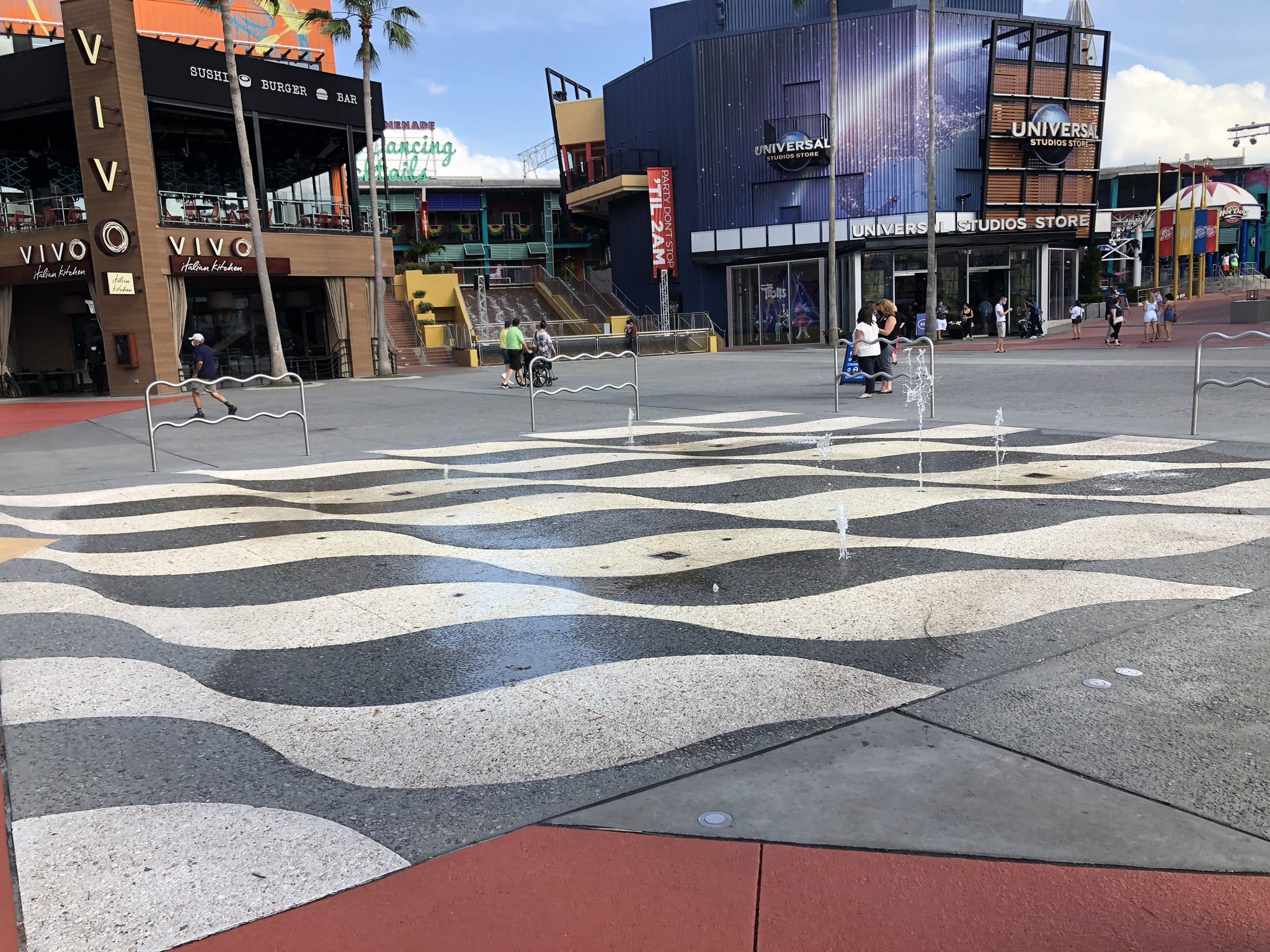 citywalk universal orlando reopening covid 19 temperature checks social distancing may 14 55