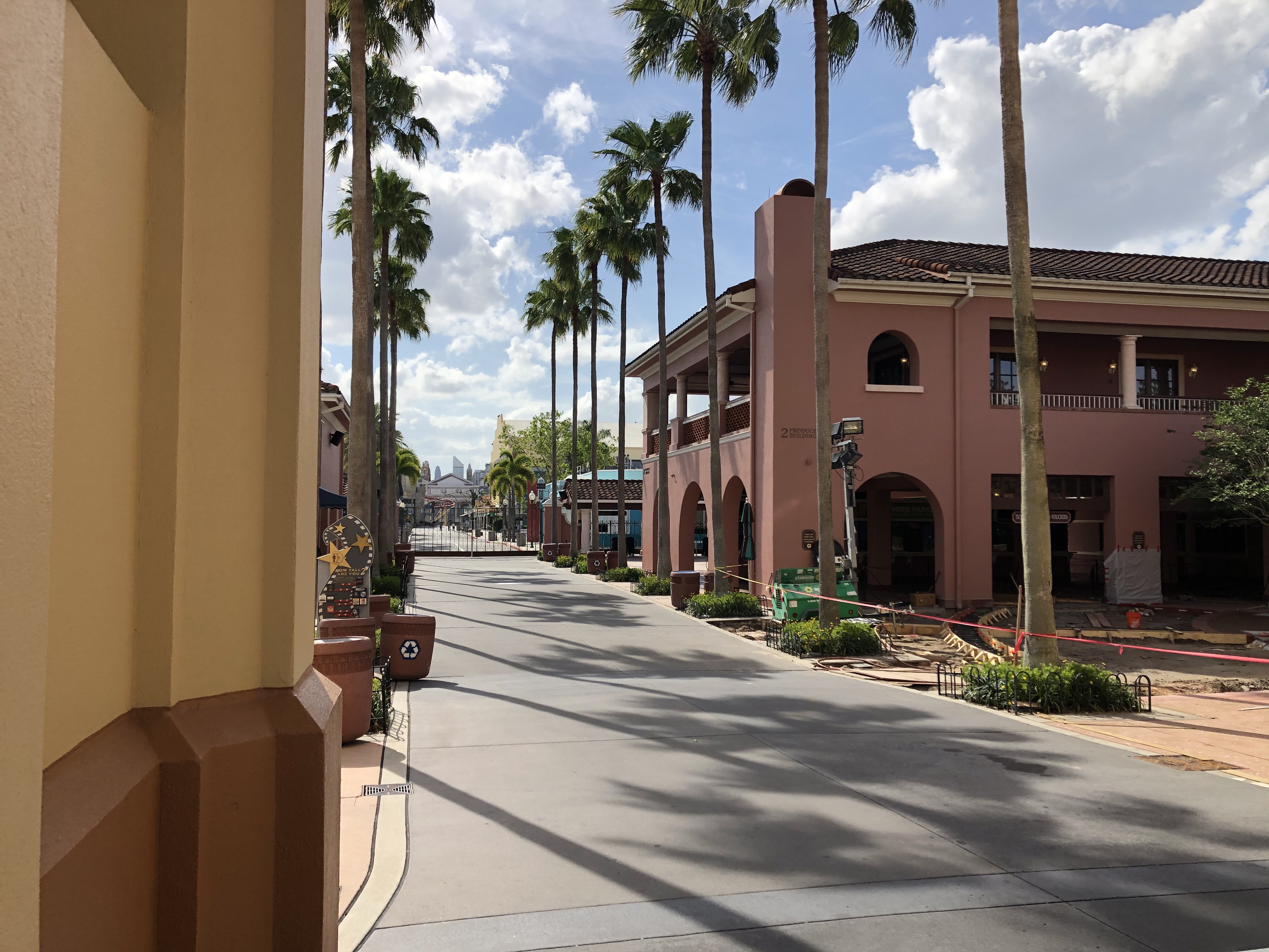 citywalk universal orlando reopening covid 19 temperature checks social distancing may 14 66