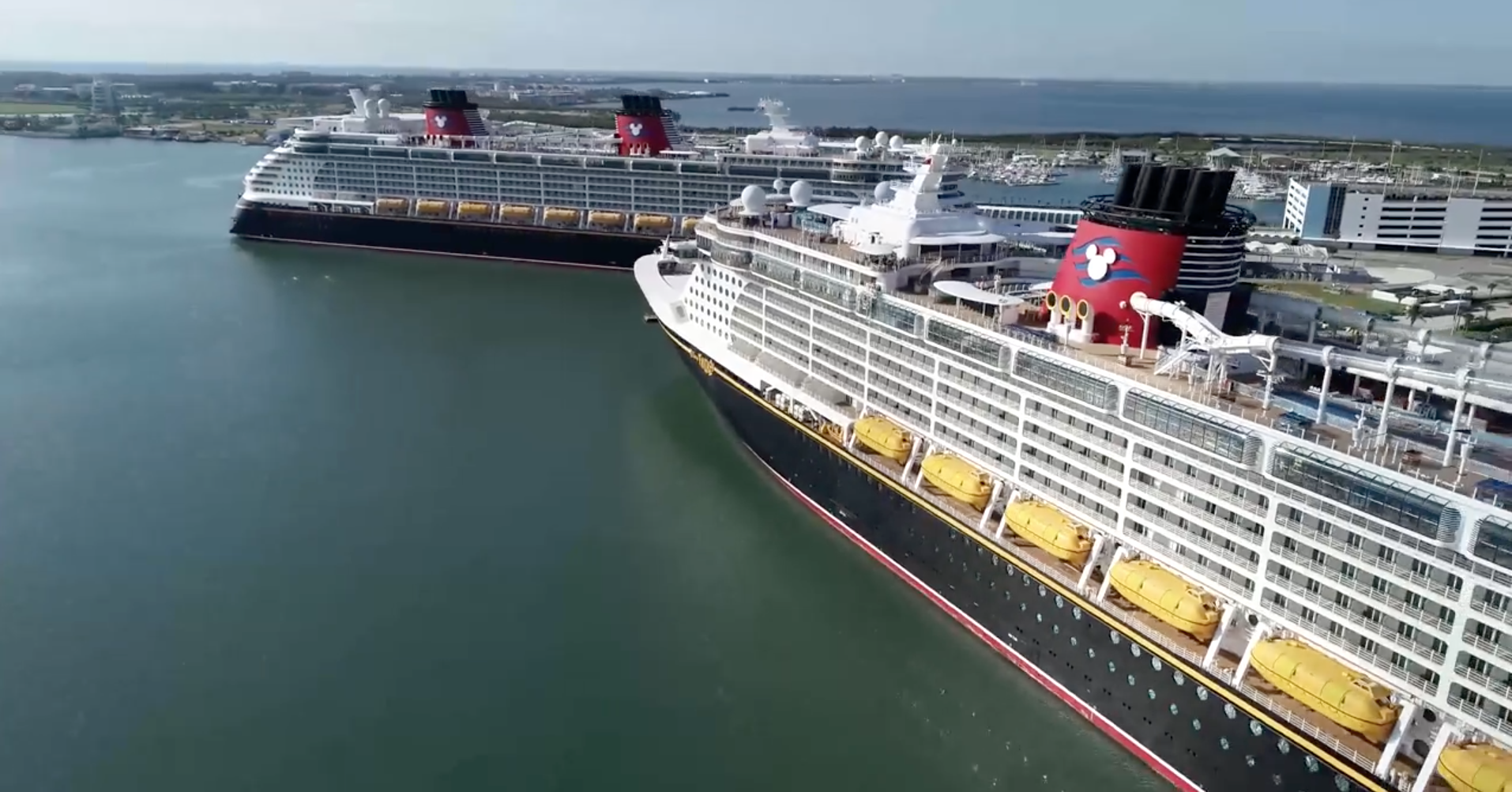 photos-video-nearly-entire-disney-cruise-line-fleet-docked-at-port