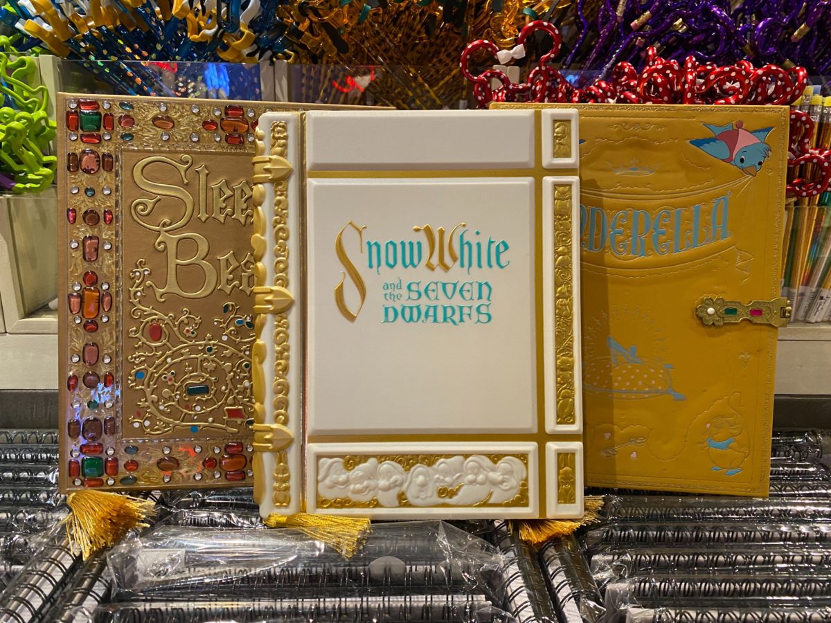 PHOTOS: Stunning New Storybook Journals Based on Classic Disney Films ...