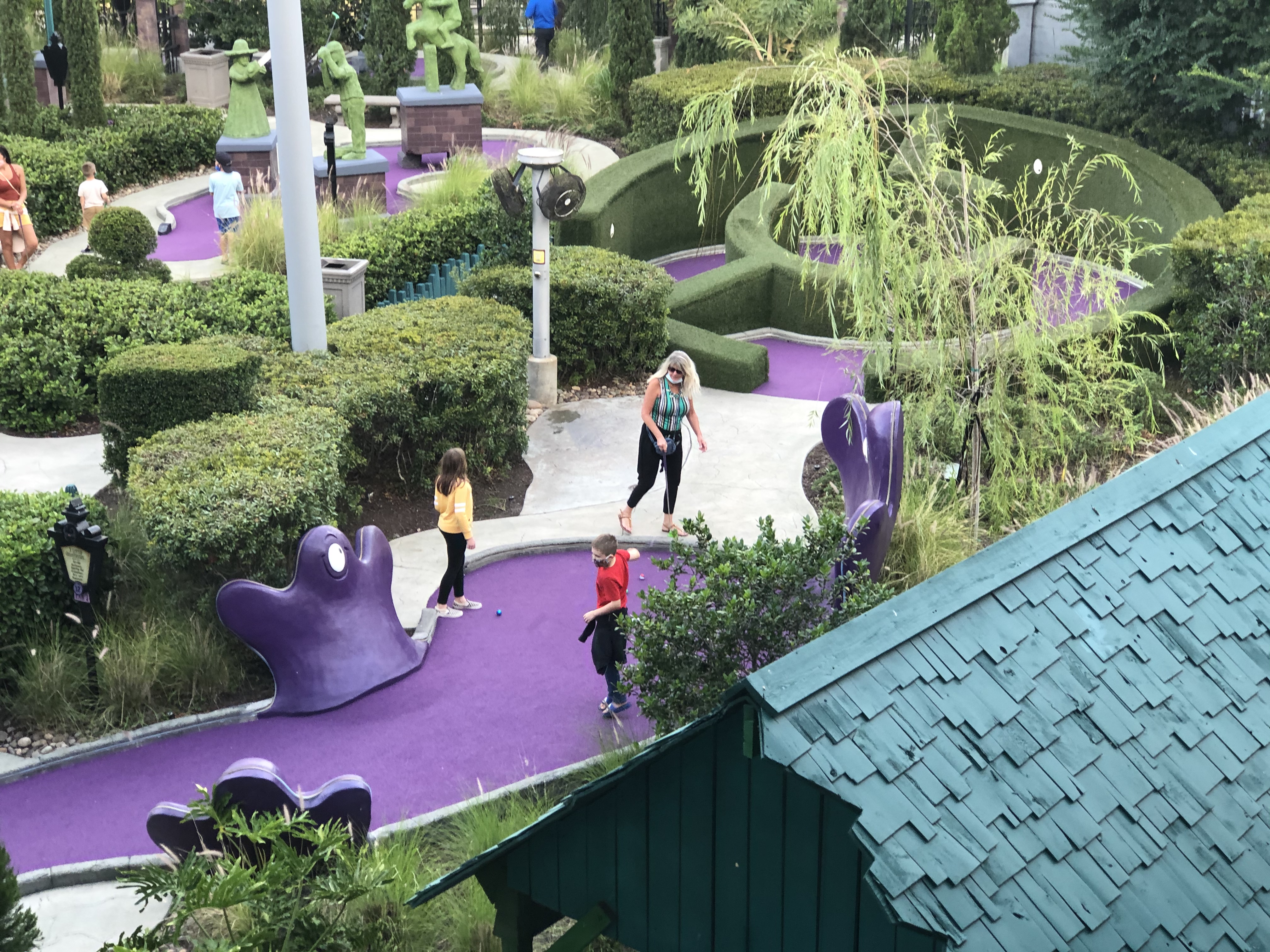 universal reopening mini golf 2