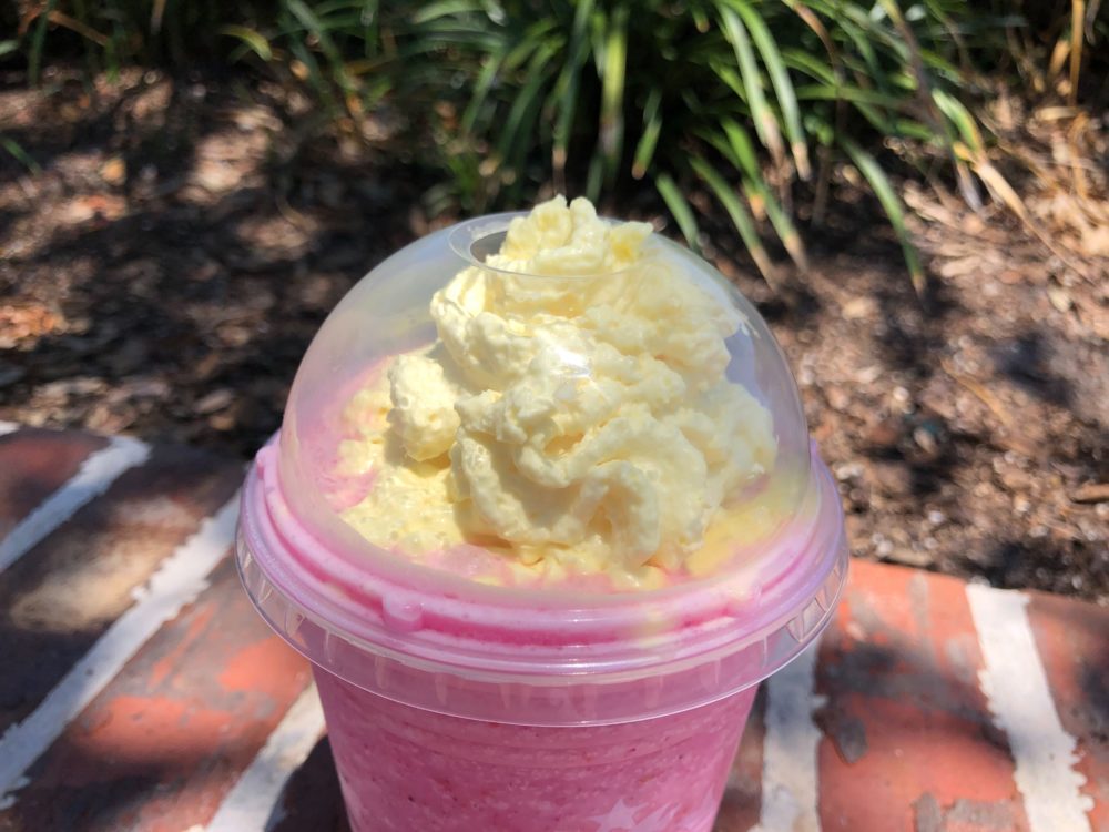 REVIEW – Elf Fuel Specialty Drink at Starbucks Disney Springs