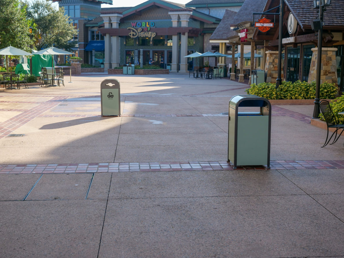 Rogue Trash Can and Recycling Bin Disney Springs 6 21 20