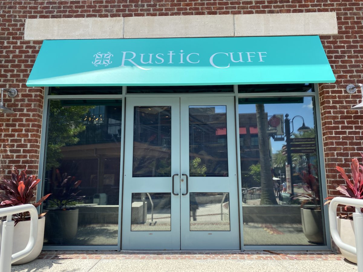 Rustic cuff closed