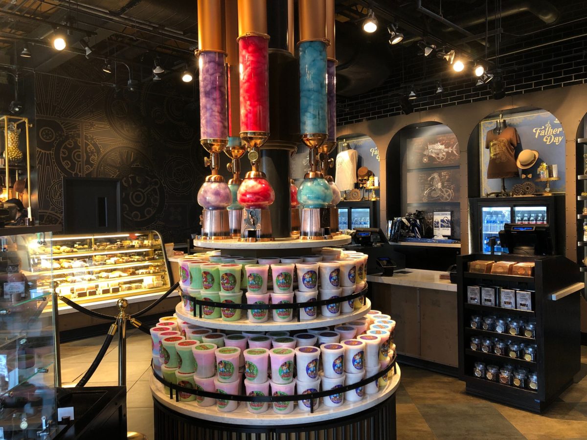 Toothsome Chocolate Emporium and Savory Feast Kitchen Social Distance Dining Universal Parks News Today may312020 38