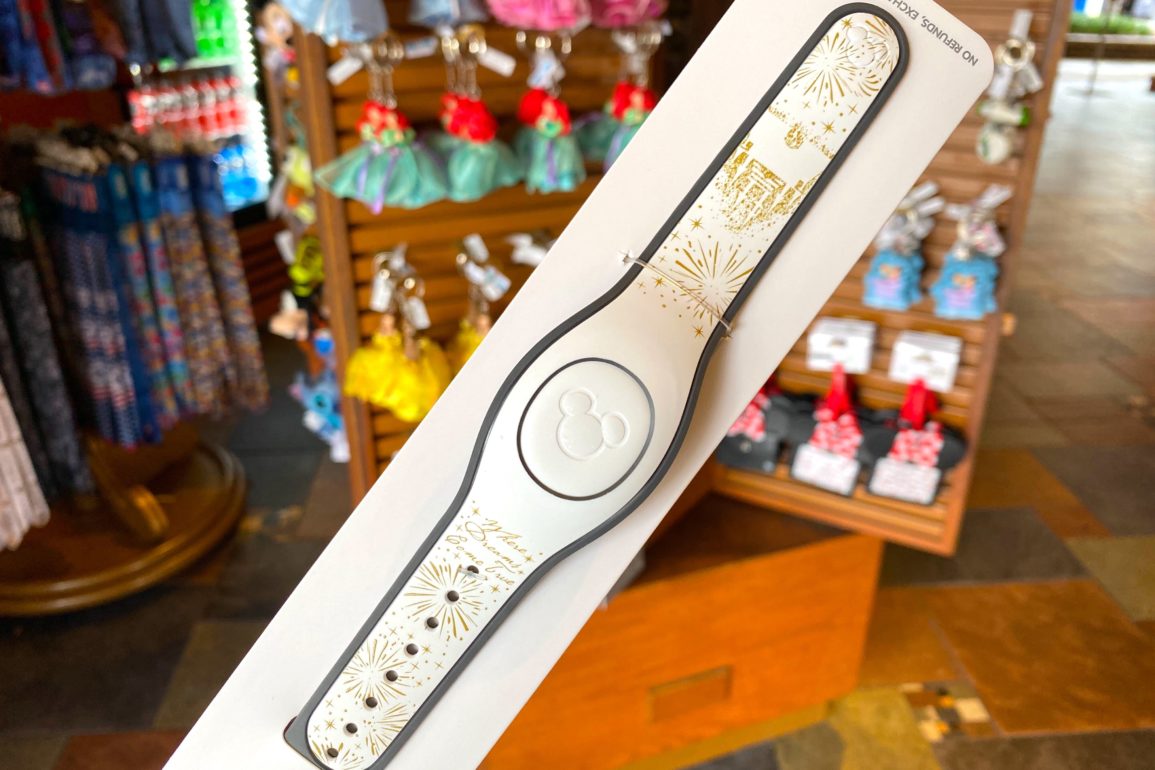 PHOTOS New "Where Dreams Come True" Disney Parks MagicBand Now