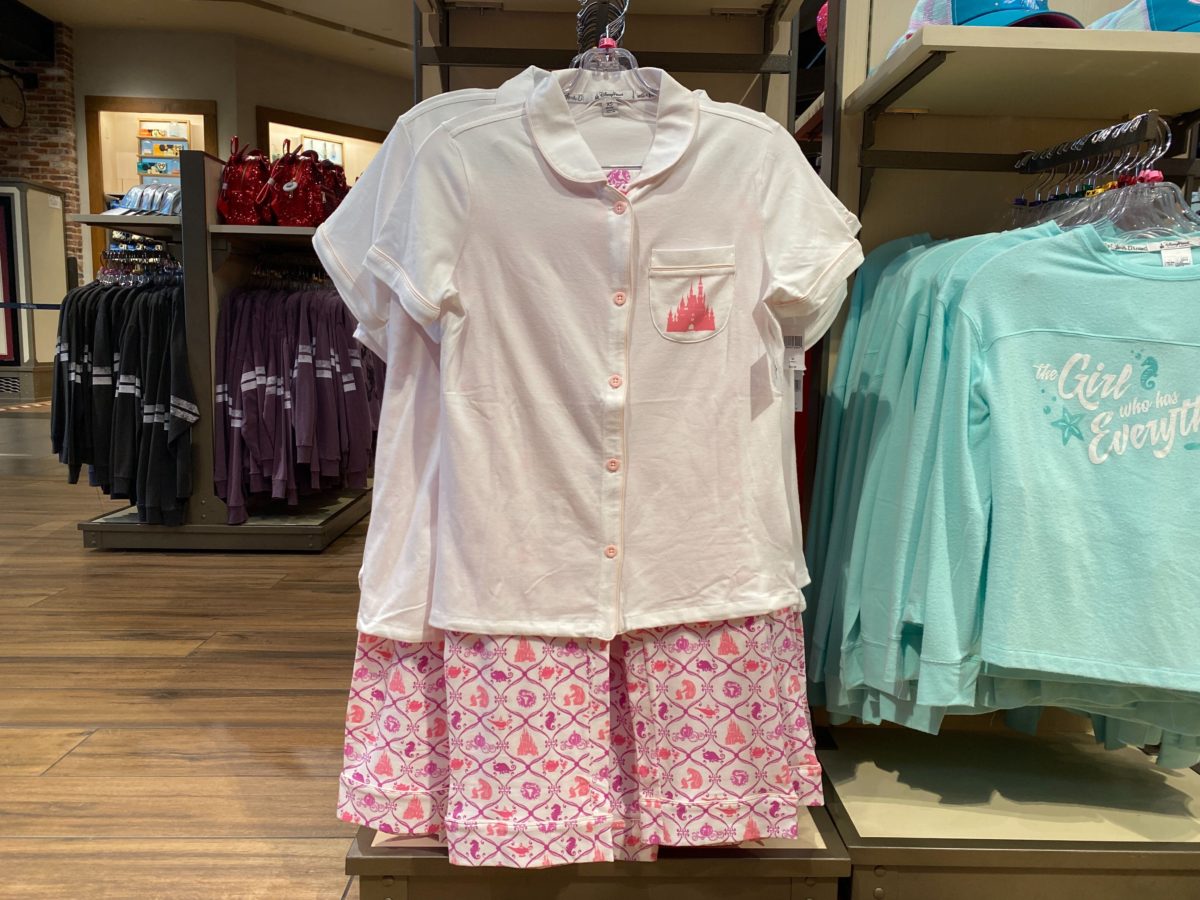 H&m hotsell disney springs