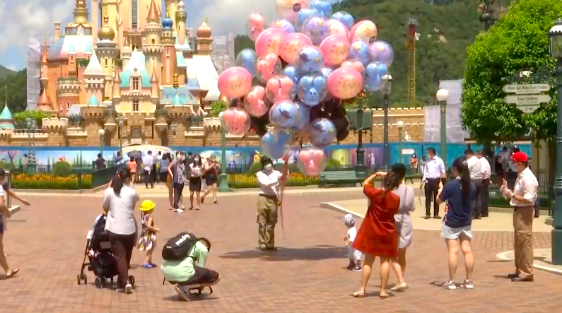 hong kong disneyland reopening screenshots 3