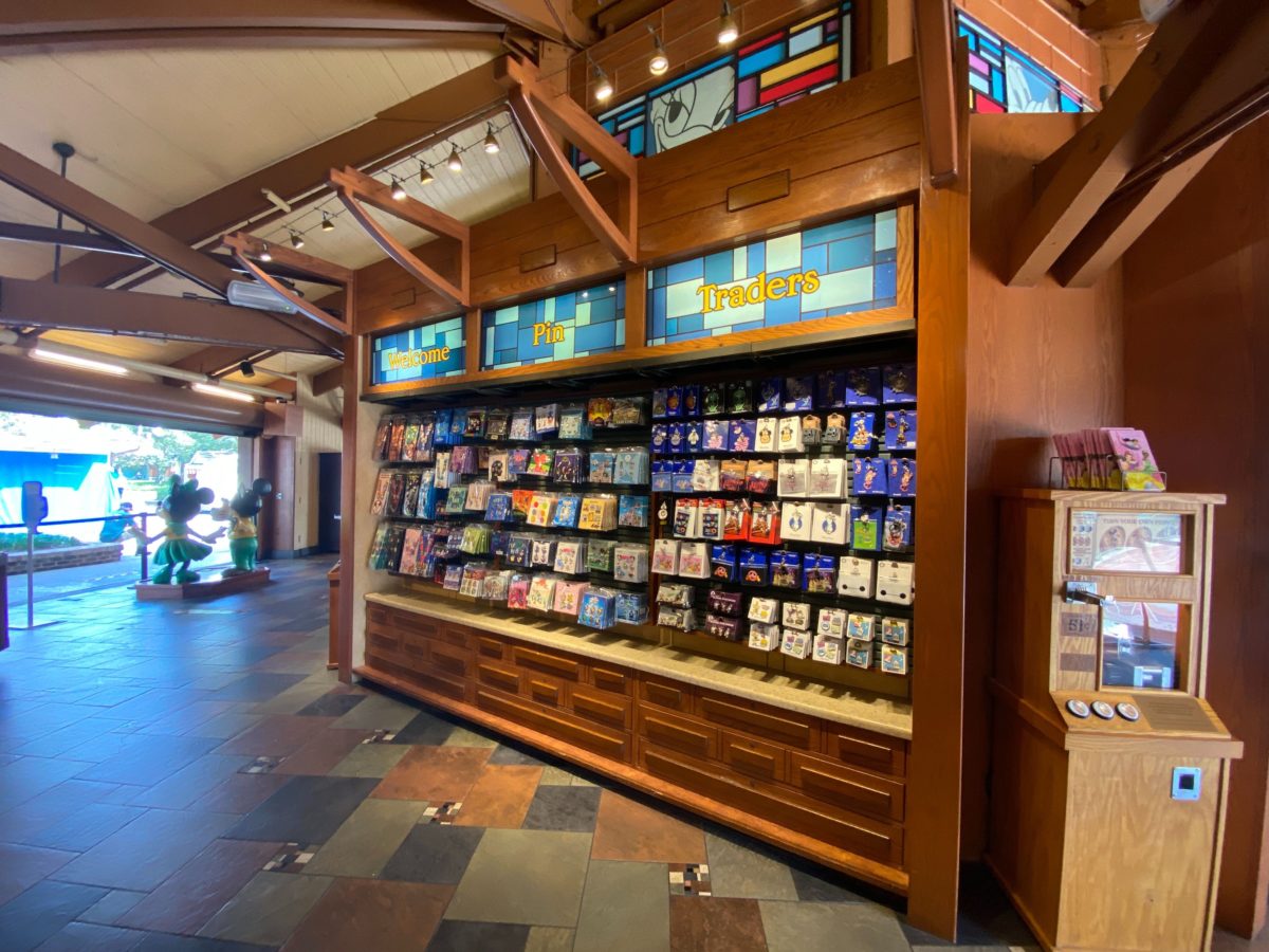 PHOTOS, VIDEO Disney Pin Traders Reopens at Disney Springs with No