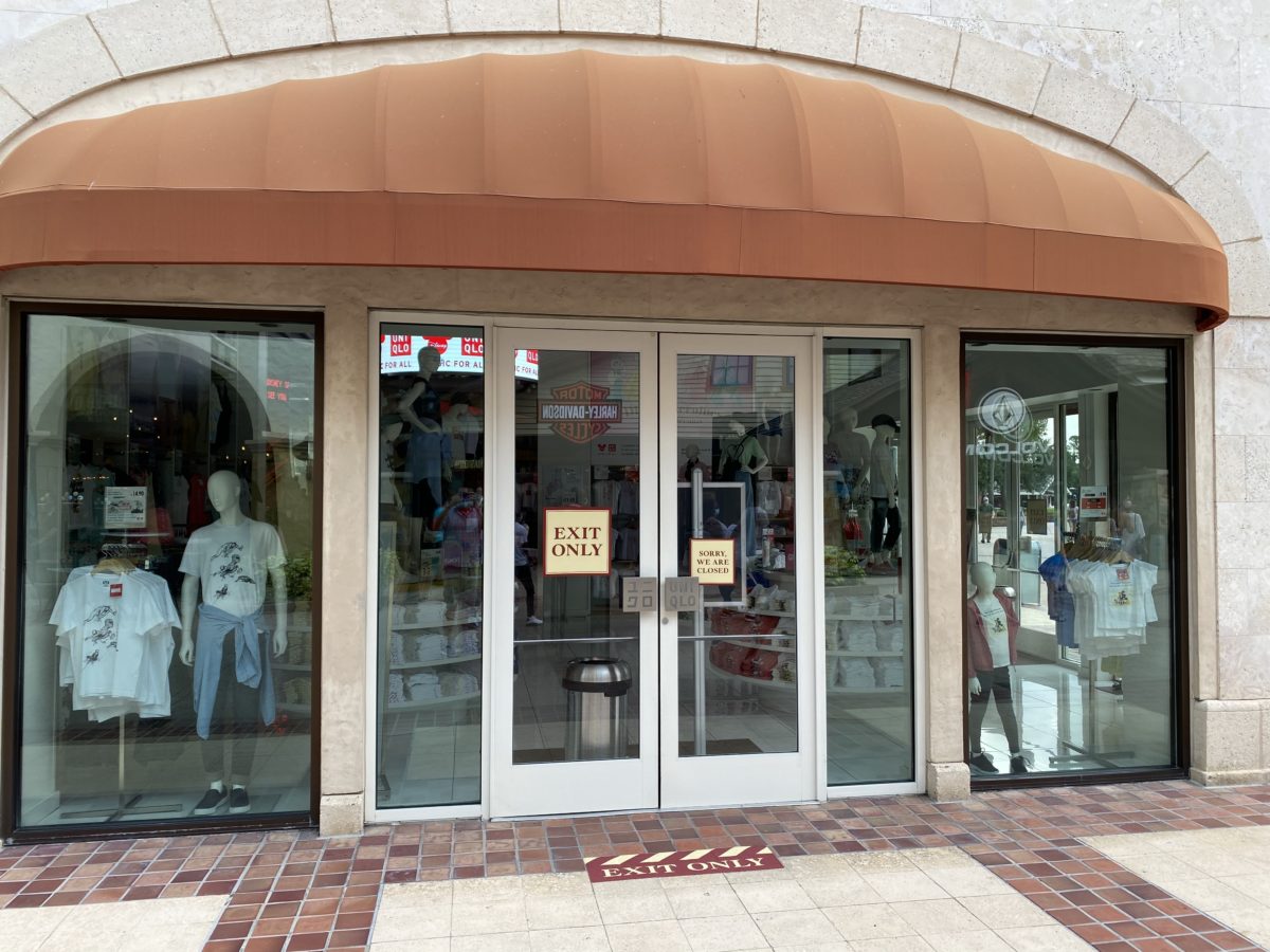 uniqlo covid 19 closure disney springs june 26 5