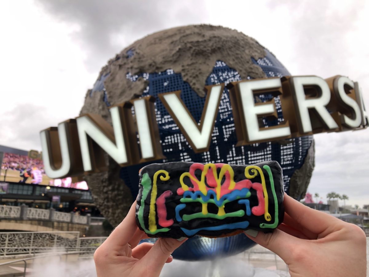 universal orlando anniversary donut 11