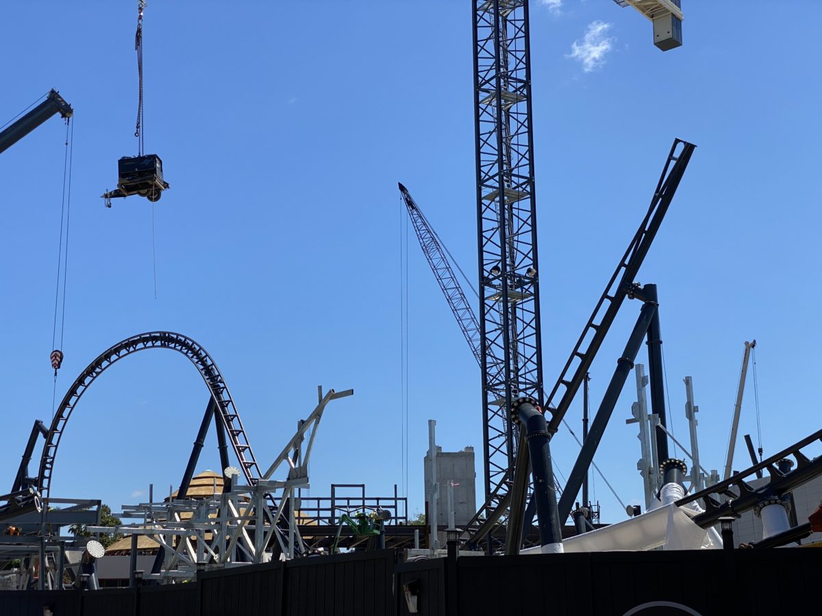 Photos Inversion Loop Evolves As Additional Track Is Installed For Jurassic Park “velocicoaster