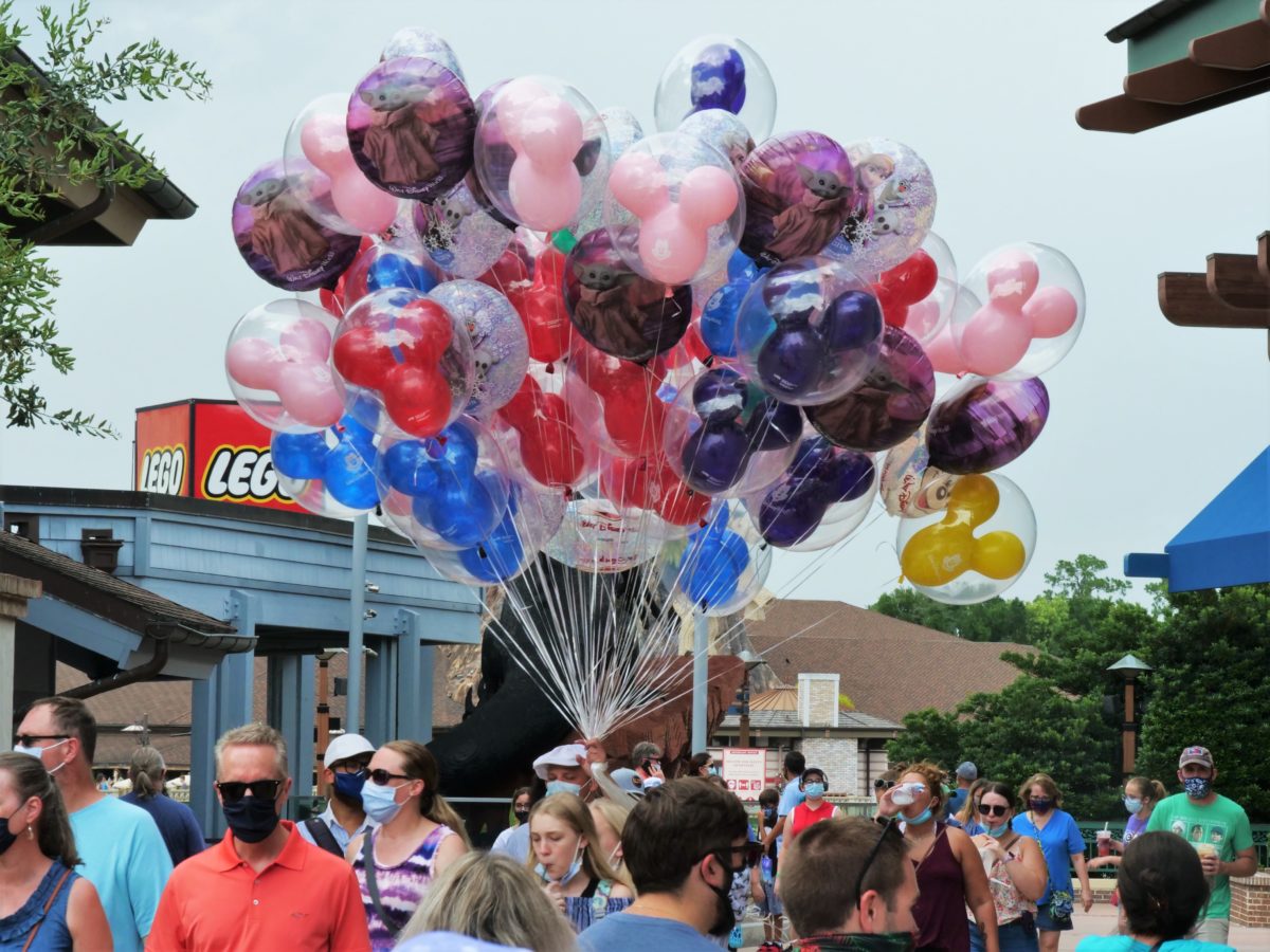 Disney Springs Ballons 7 5 20