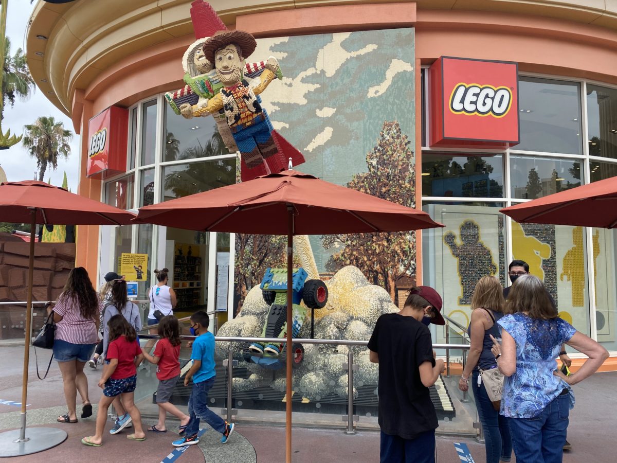 lego store downtown disney