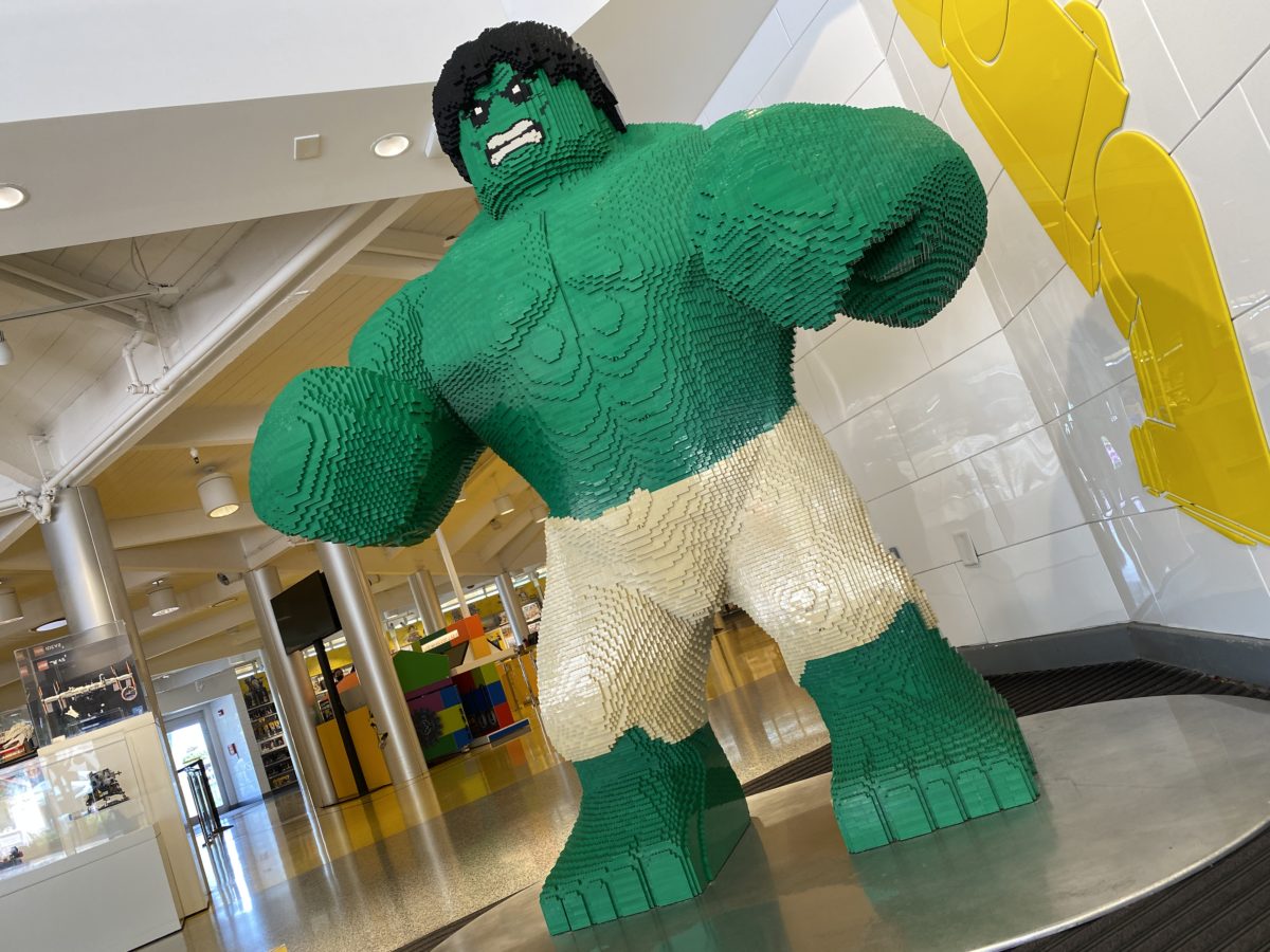 Lego hulk Disney springs no barricade