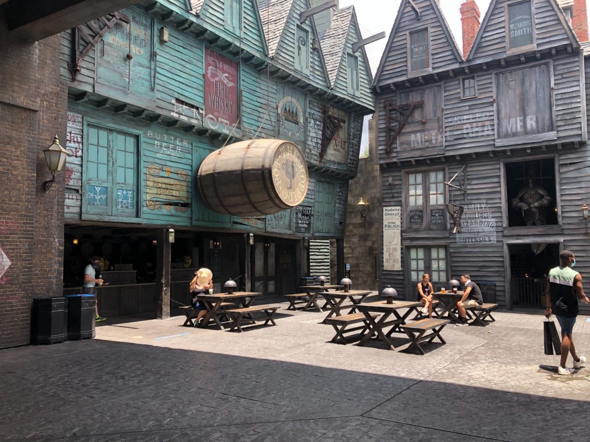 The Hopping Pot Diagon Alley Universal Studios Florida