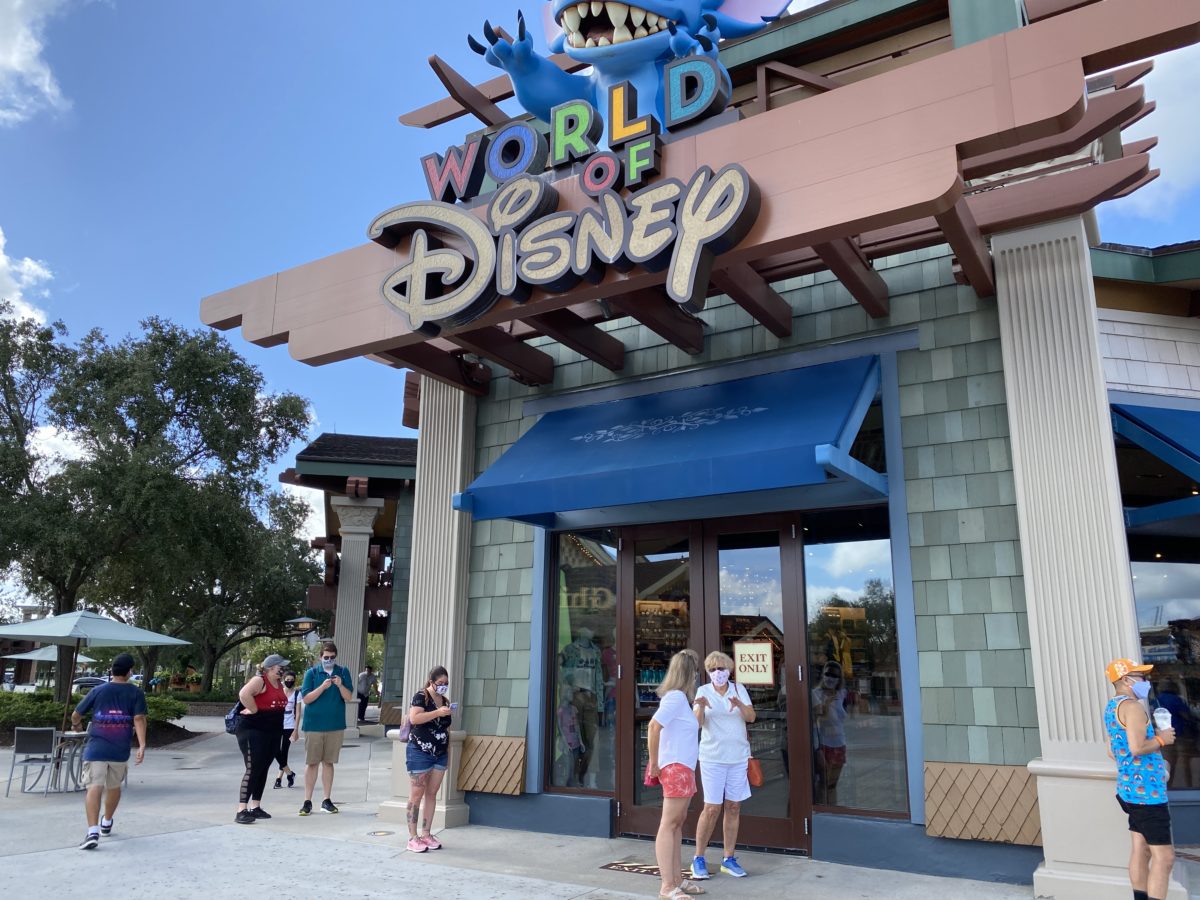 World of Disney line Disney springs 7212020