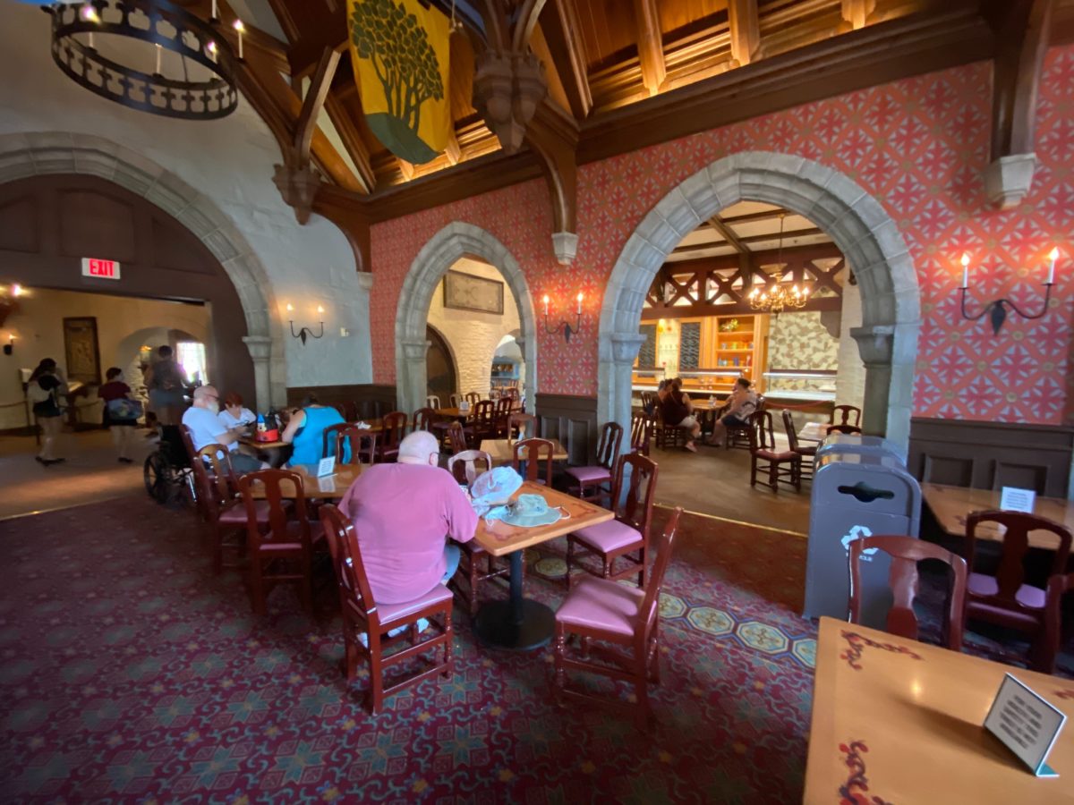 akershus royal banquet hall face mask relaxation station norway epcot 6