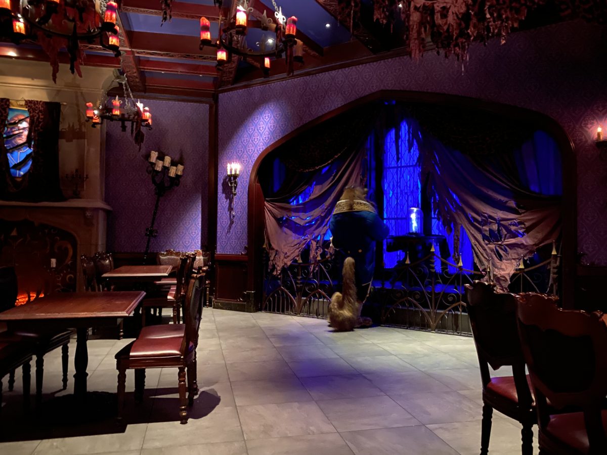 Review A Socially Distanced Dinner At Be Our Guest Restaurant In The Magic Kingdom Plus An Unexpected Appearance From The Beast Wdw News Today