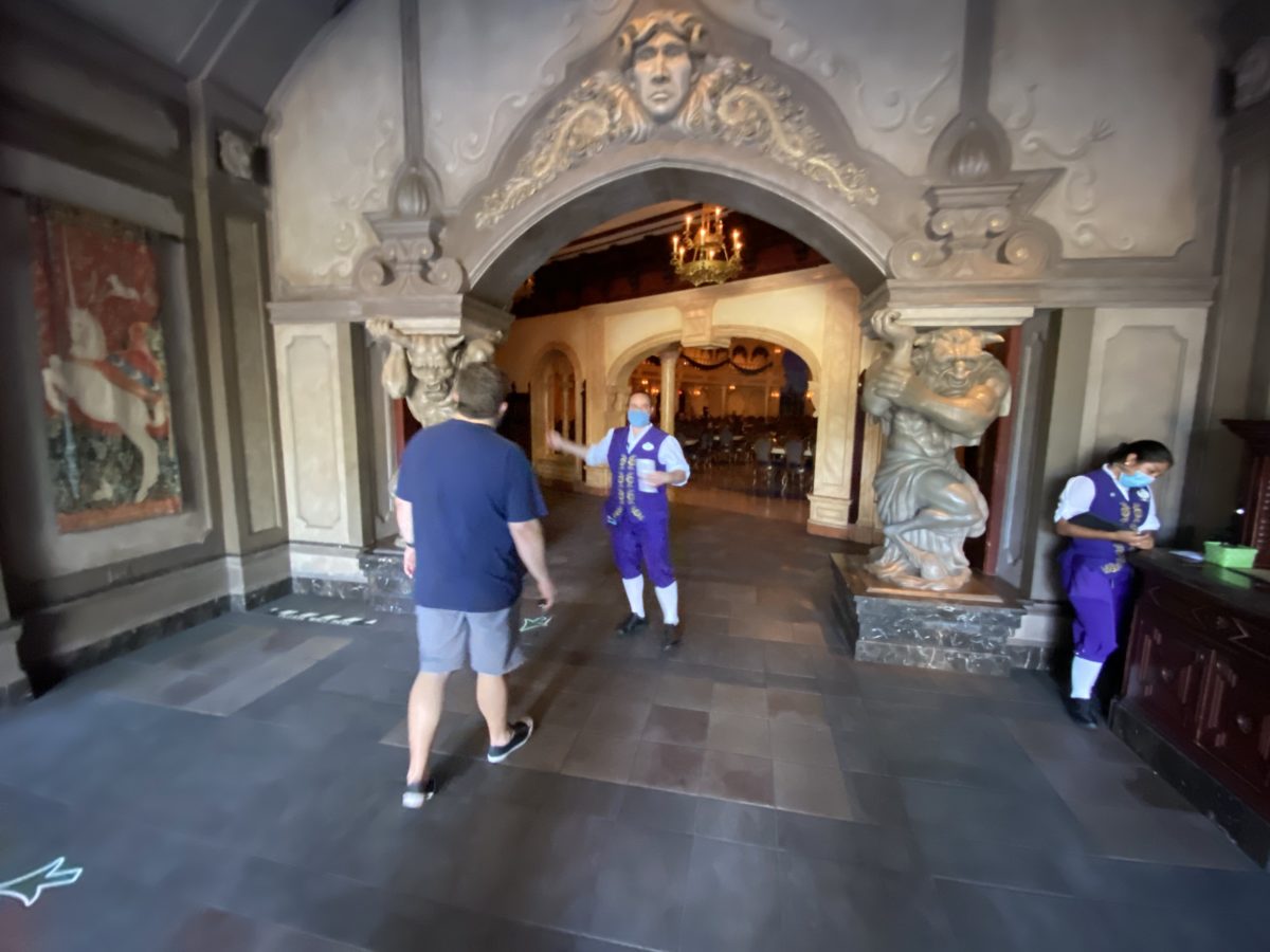 Review A Socially Distanced Dinner At Be Our Guest Restaurant In The Magic Kingdom Plus An Unexpected Appearance From The Beast Wdw News Today