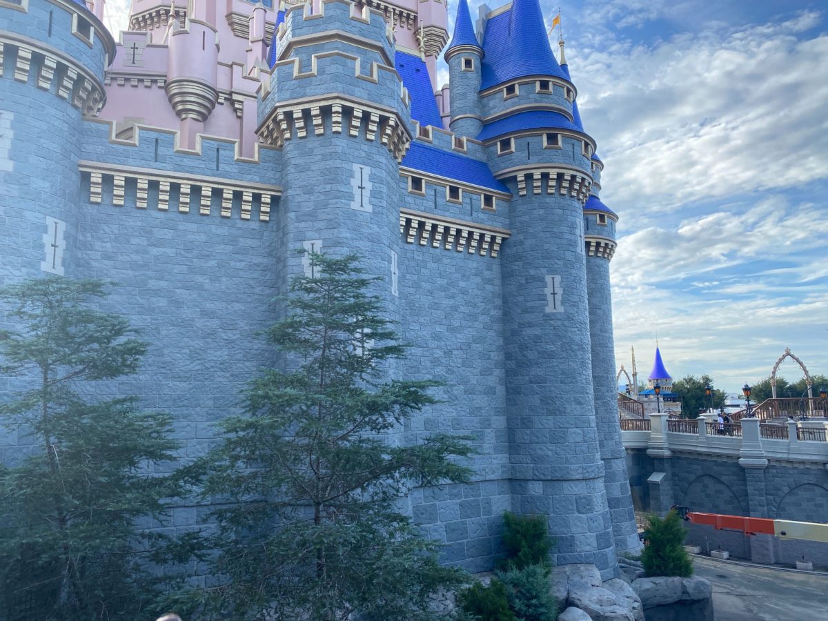 cinderella castle repainting update july 28 2020 21