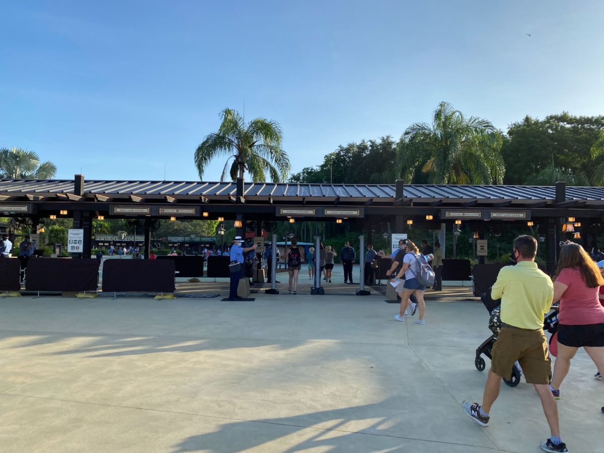 disneys animal kingdom entrance parking lot reopening annual passholder preview 52