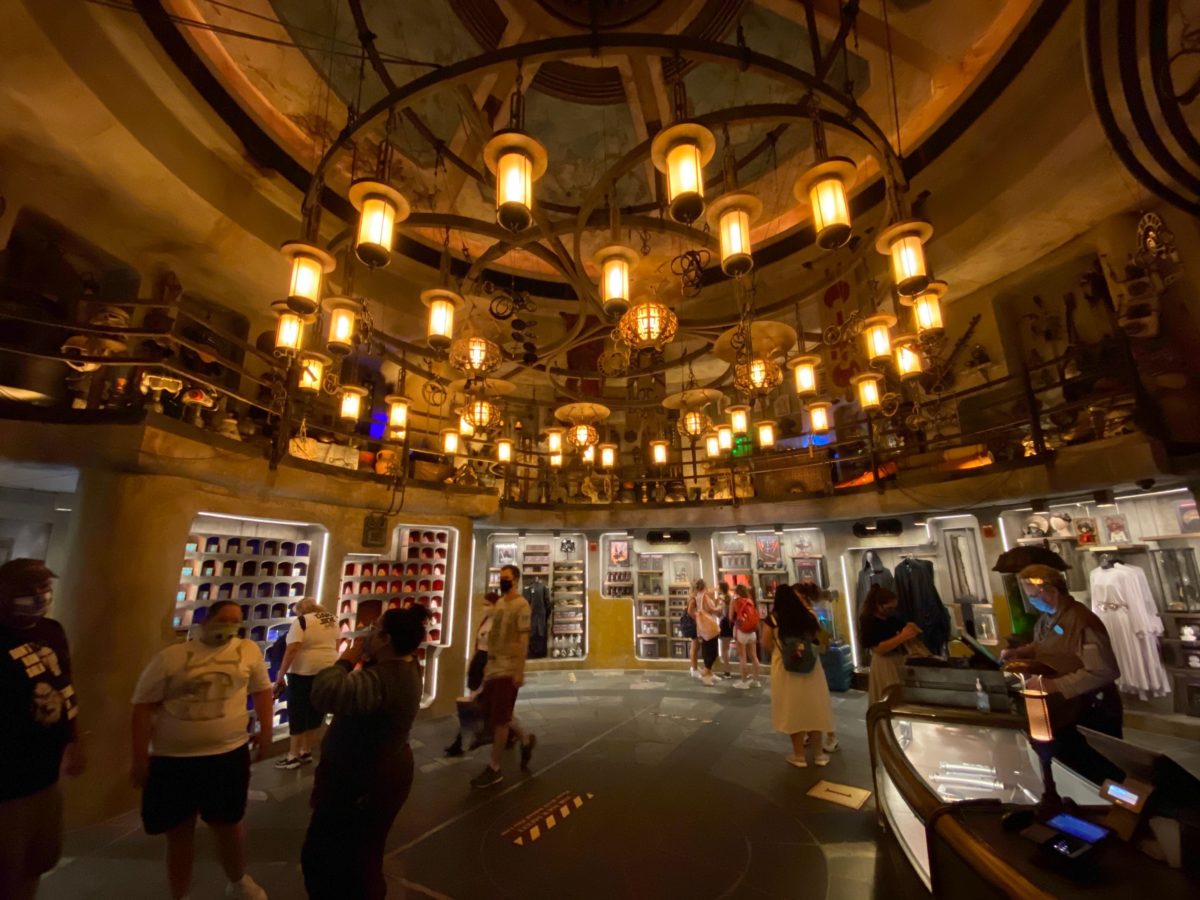 Dok-Ondar's Den of Antiquities Reopens with Social Distancing at Star Wars: Galaxy’s Edge in Disney’s Hollywood Studios
