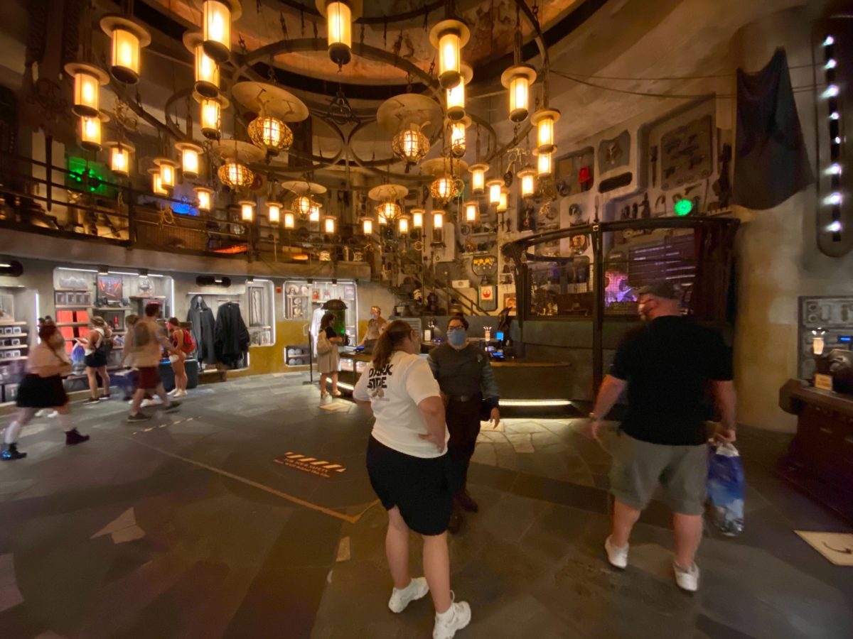 Dok-Ondar's Den of Antiquities Reopens with Social Distancing at Star Wars: Galaxy’s Edge in Disney’s Hollywood Studios